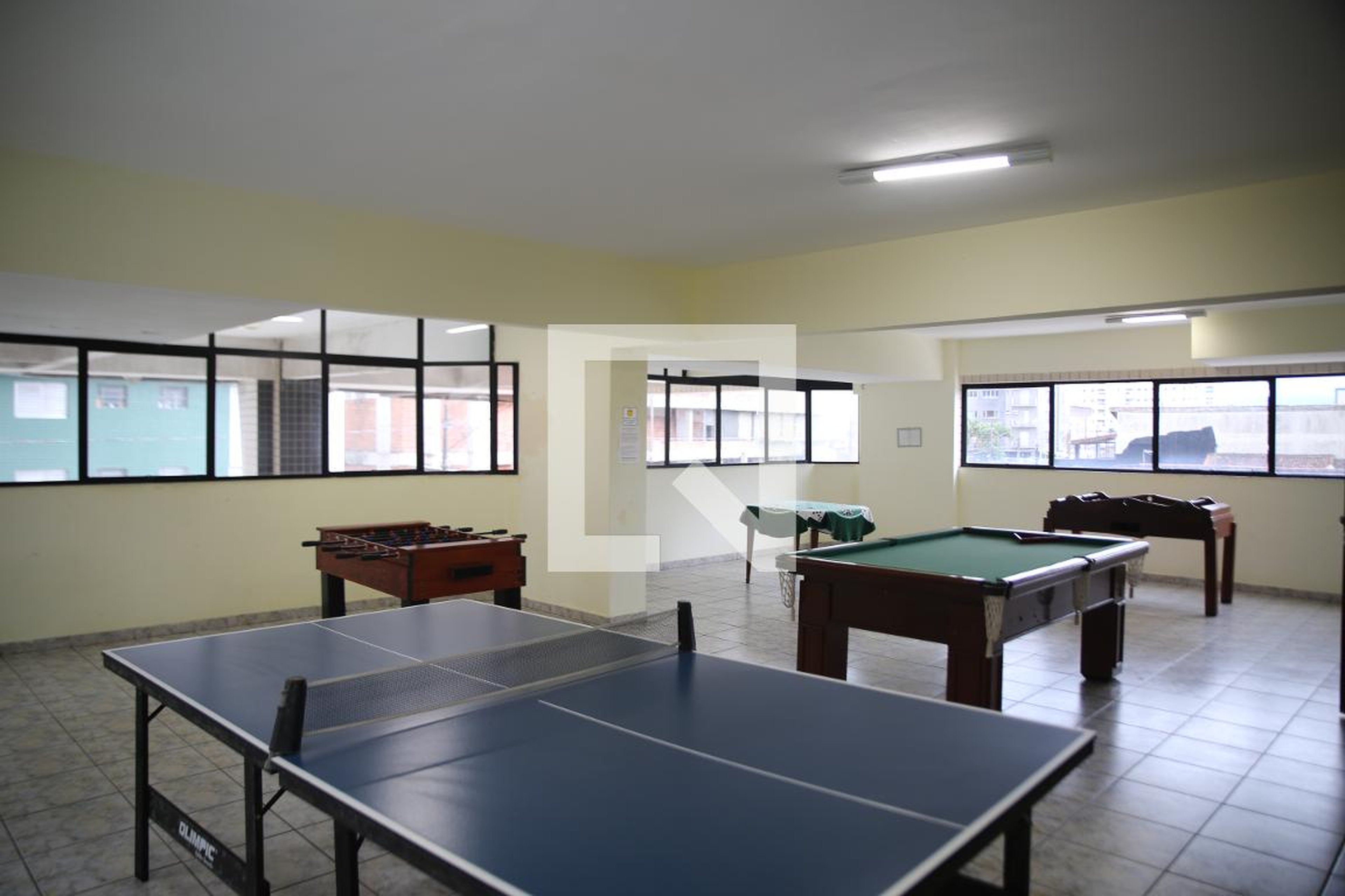 Sala de Jogos - Vira Sol