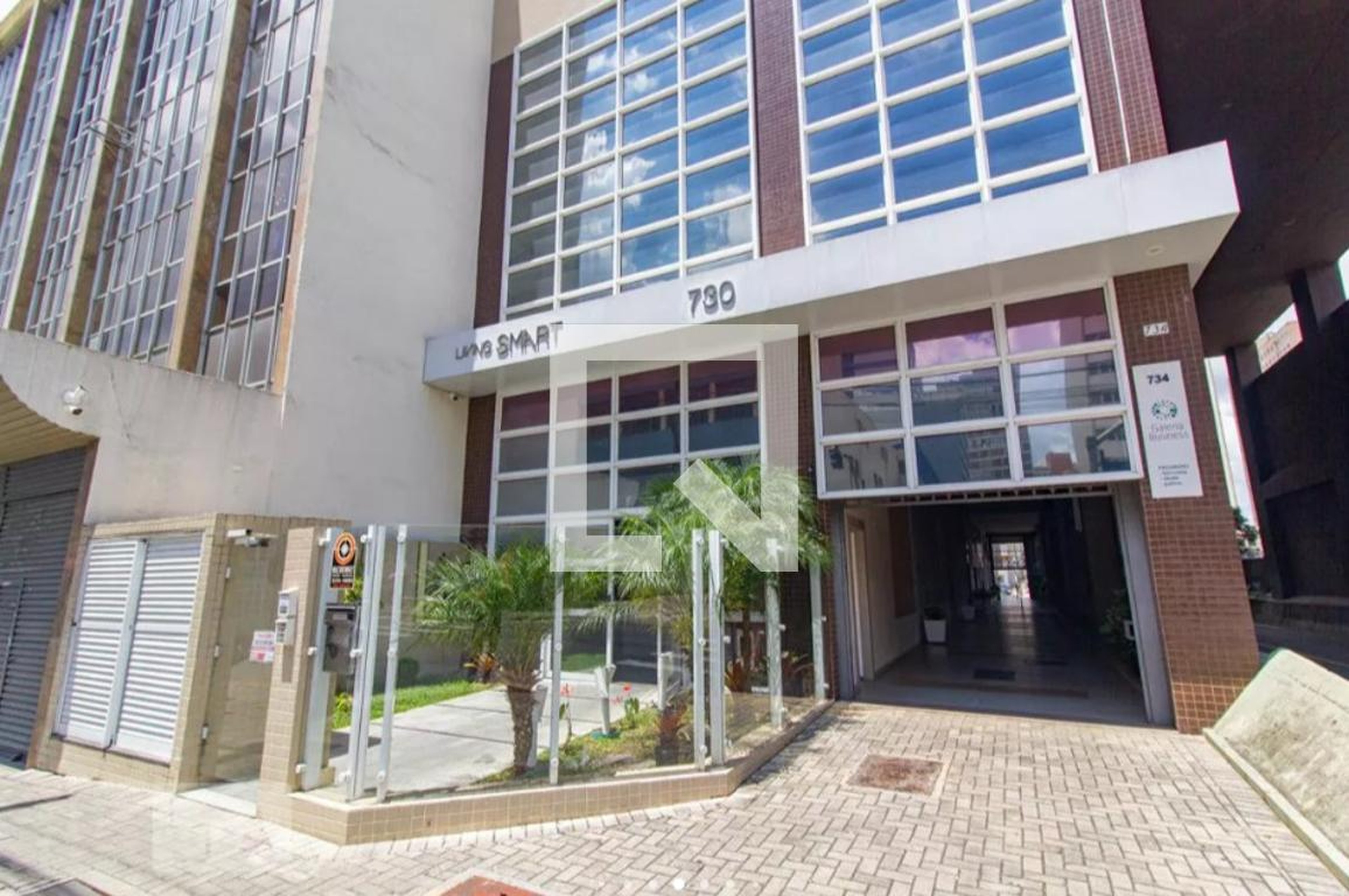Fachada do Condominio Condomínio Living Smart
