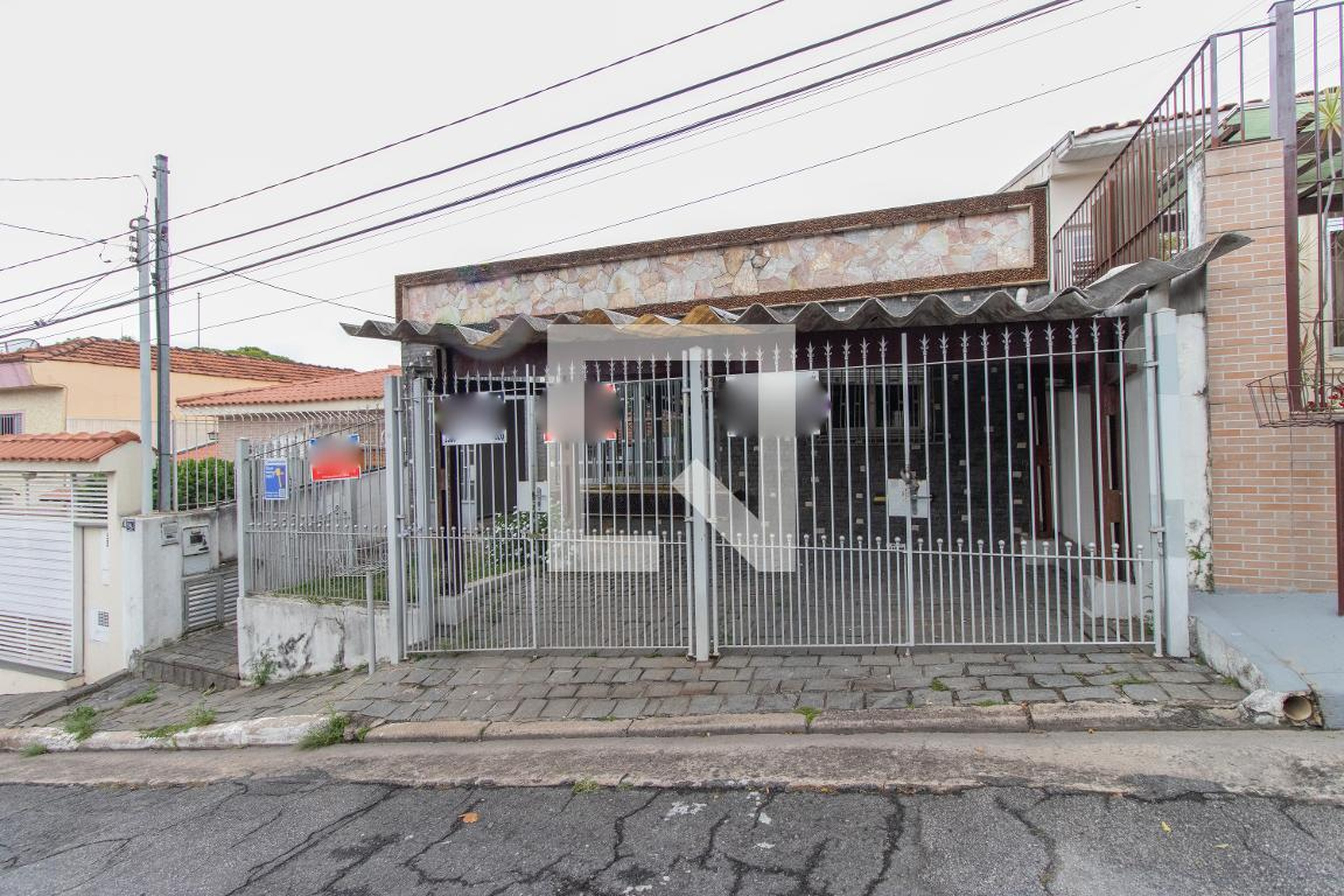 Fachada Condomínio em Rua Dilermando Dias dos Santos, 67