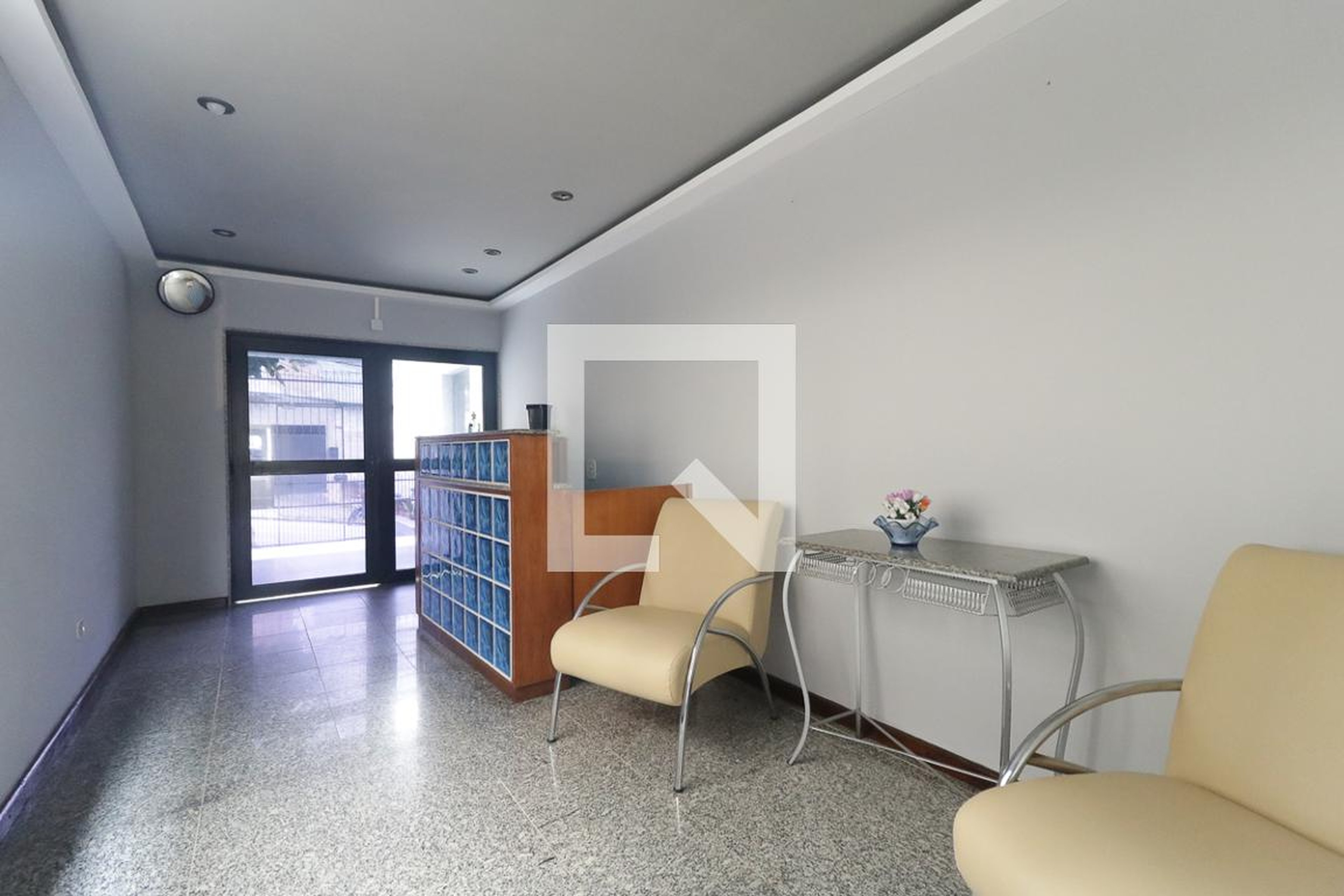 Hall - Saint Honoré