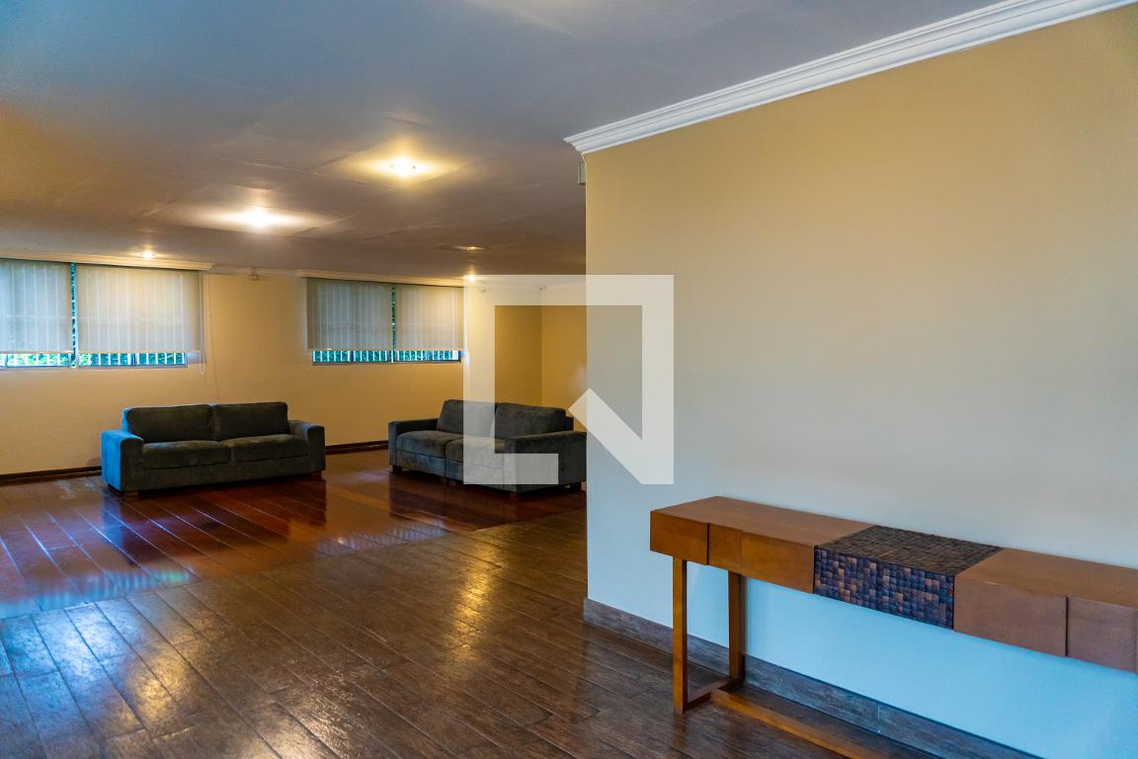 Hall de entrada - Parc Saint Michel