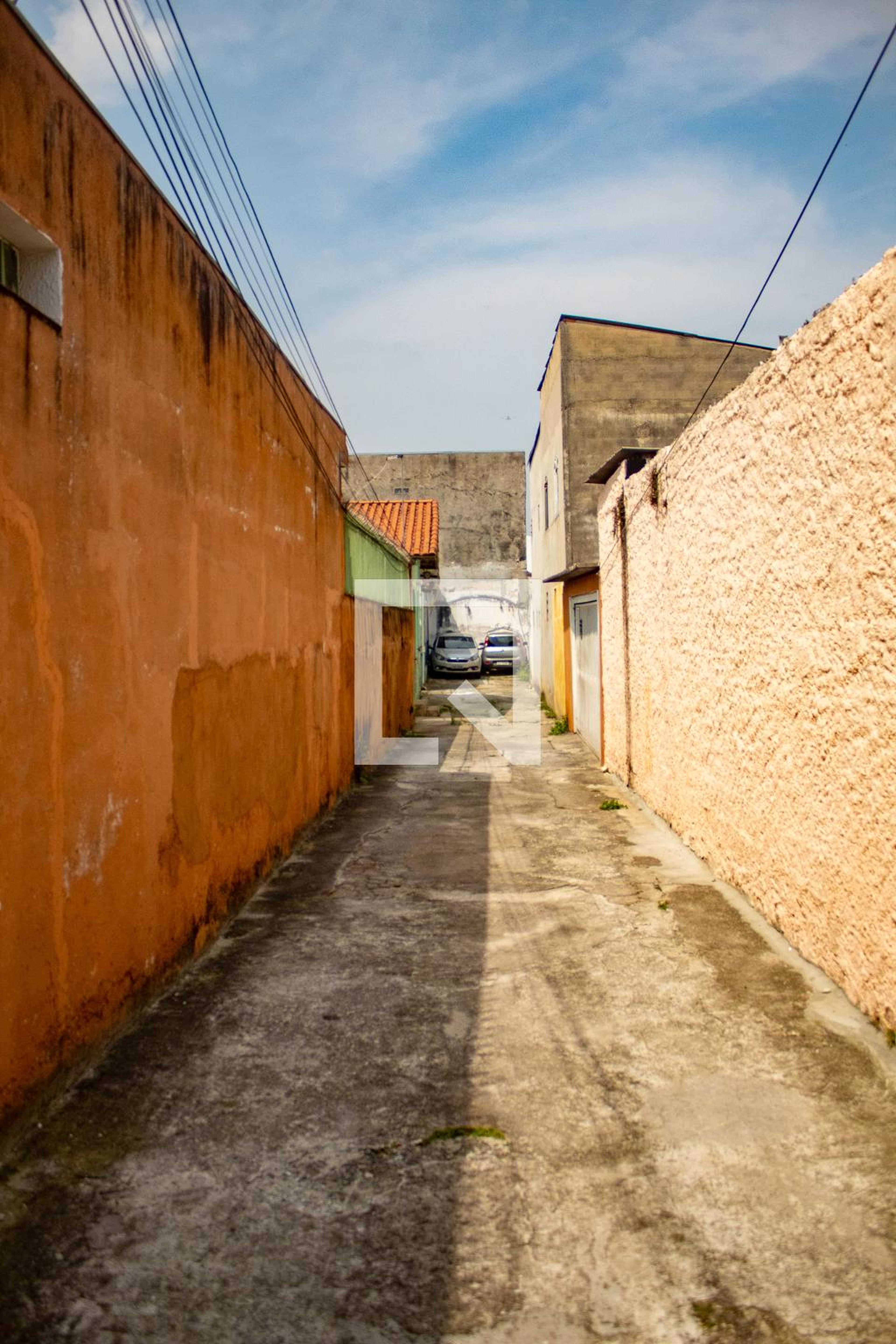 Entrada Condomínio em Rua Cristóvão Arraes, 390