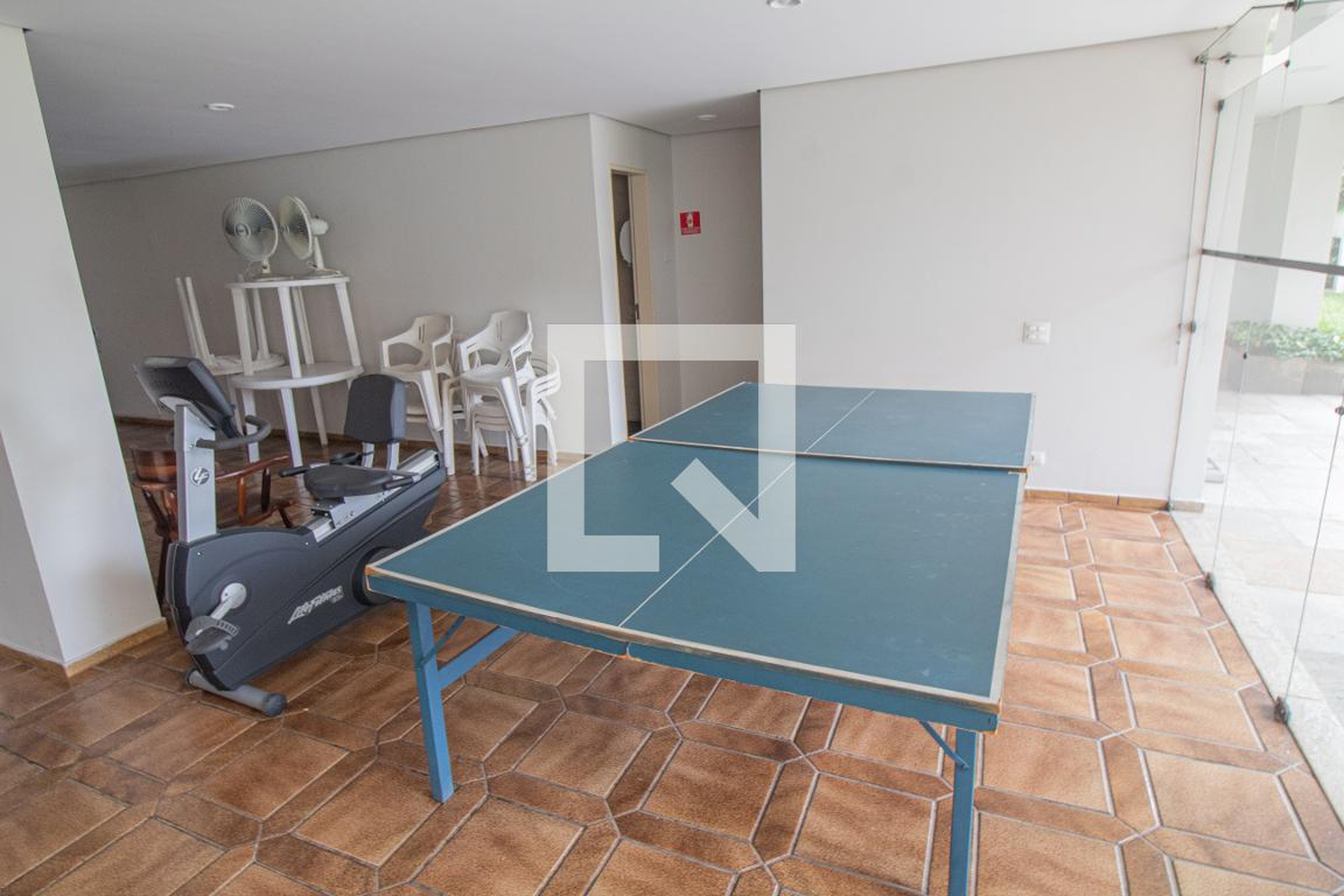 Salão de jogos - Maison La Rochelle