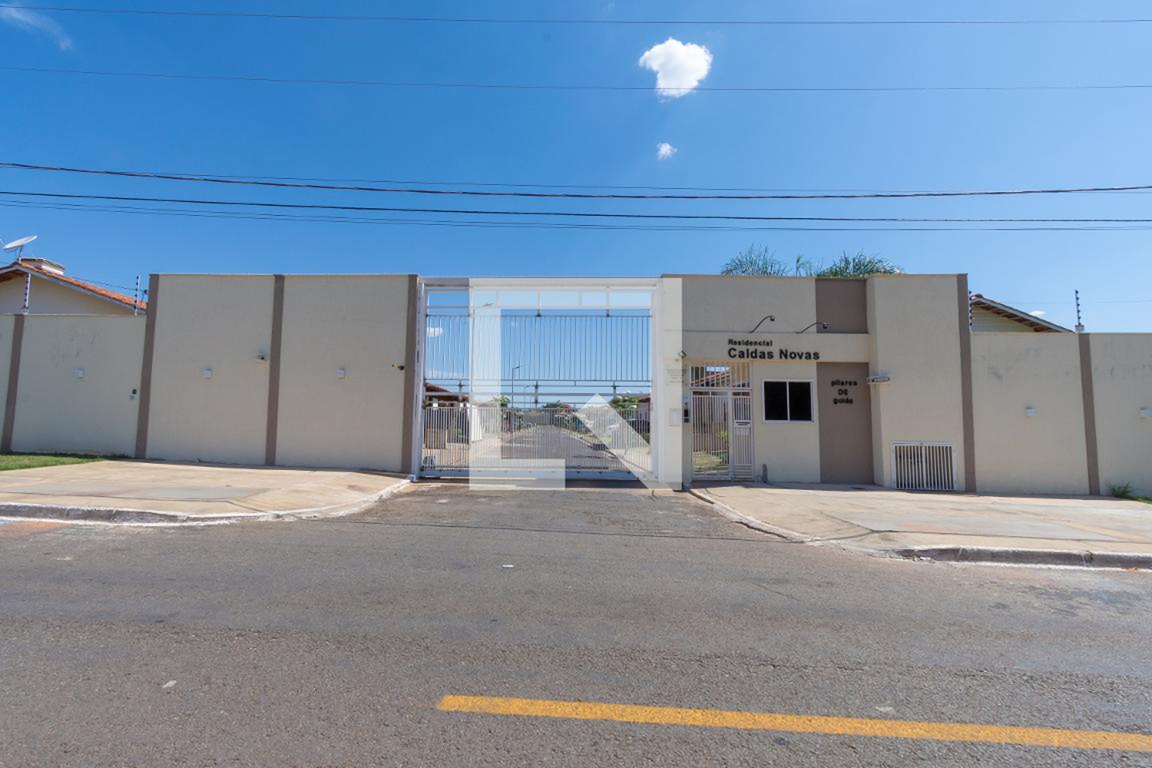 Fachada do condomínio Condomínio CD. Caldas Novas