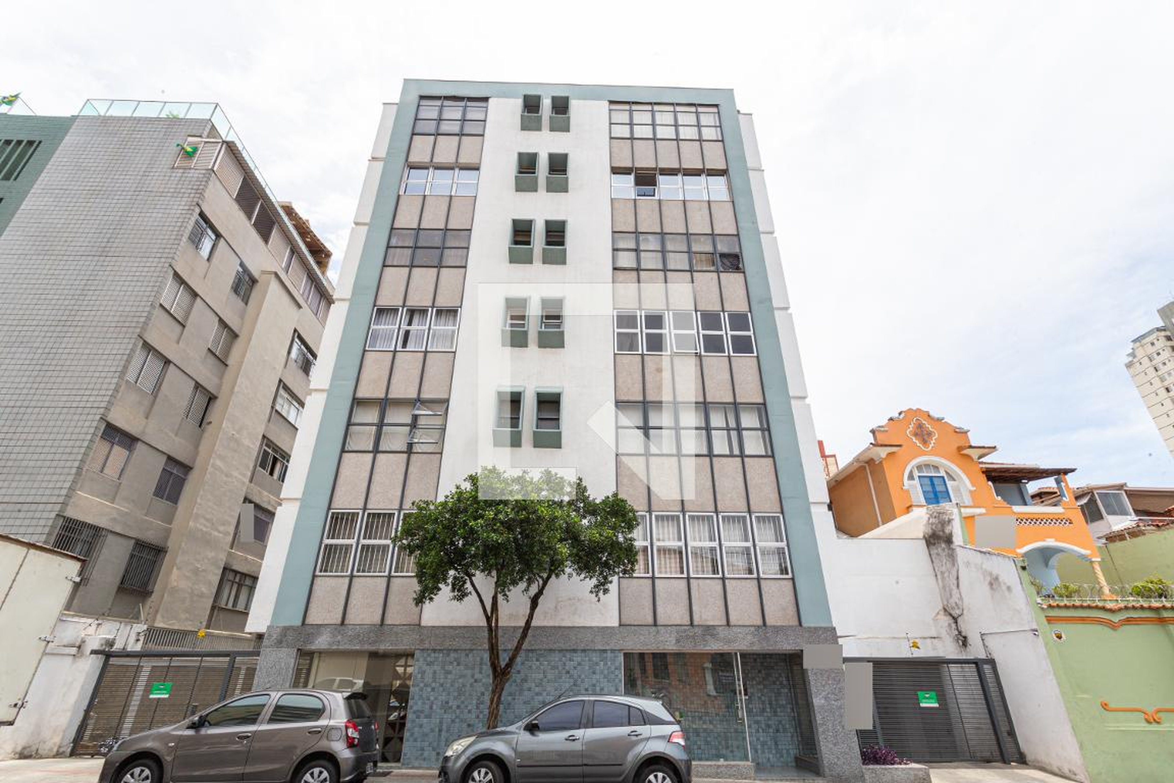 Fachada Condomínio em Rua Pouso Alegre, 159