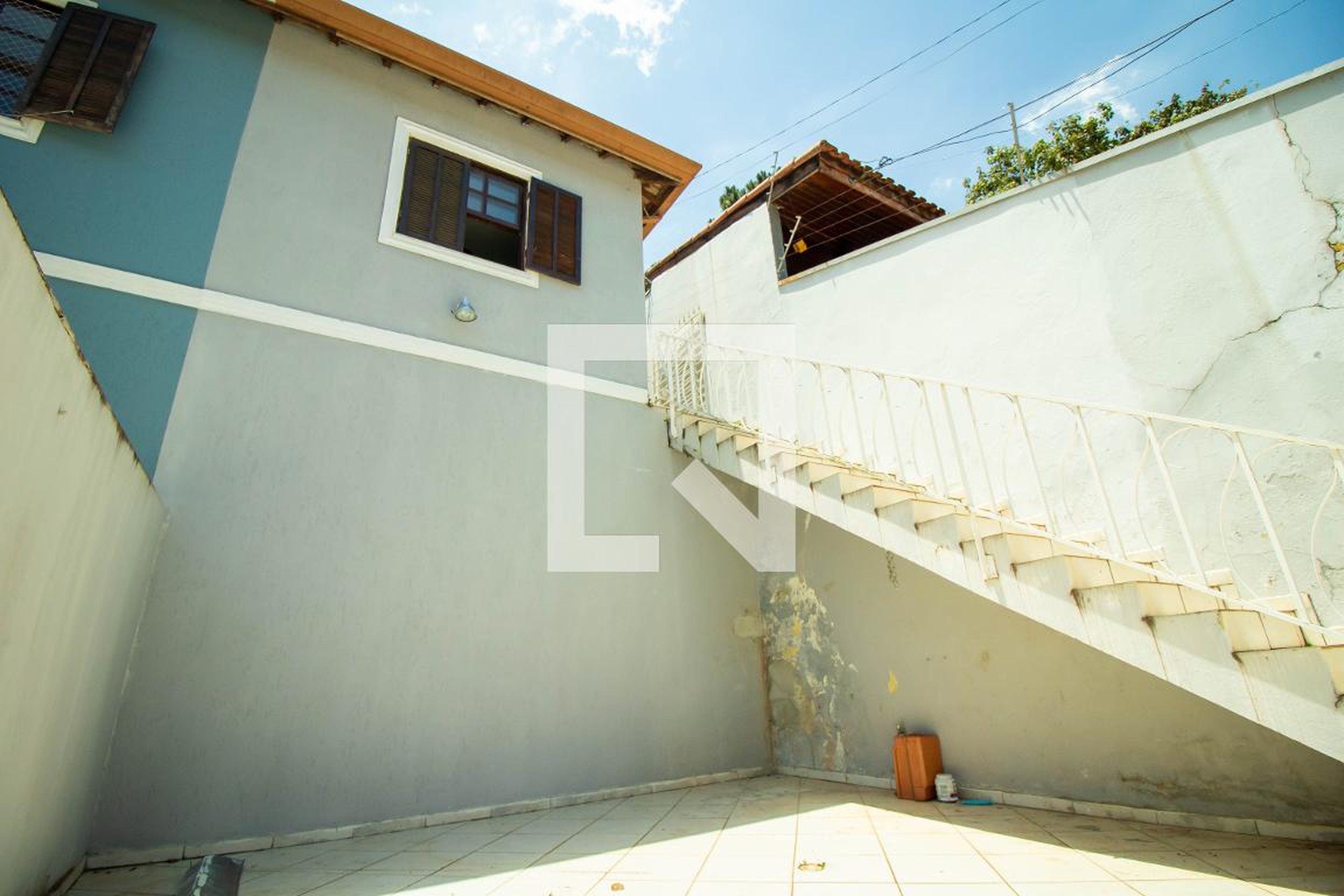 Fachada Condomínio em Rua Havana, 57