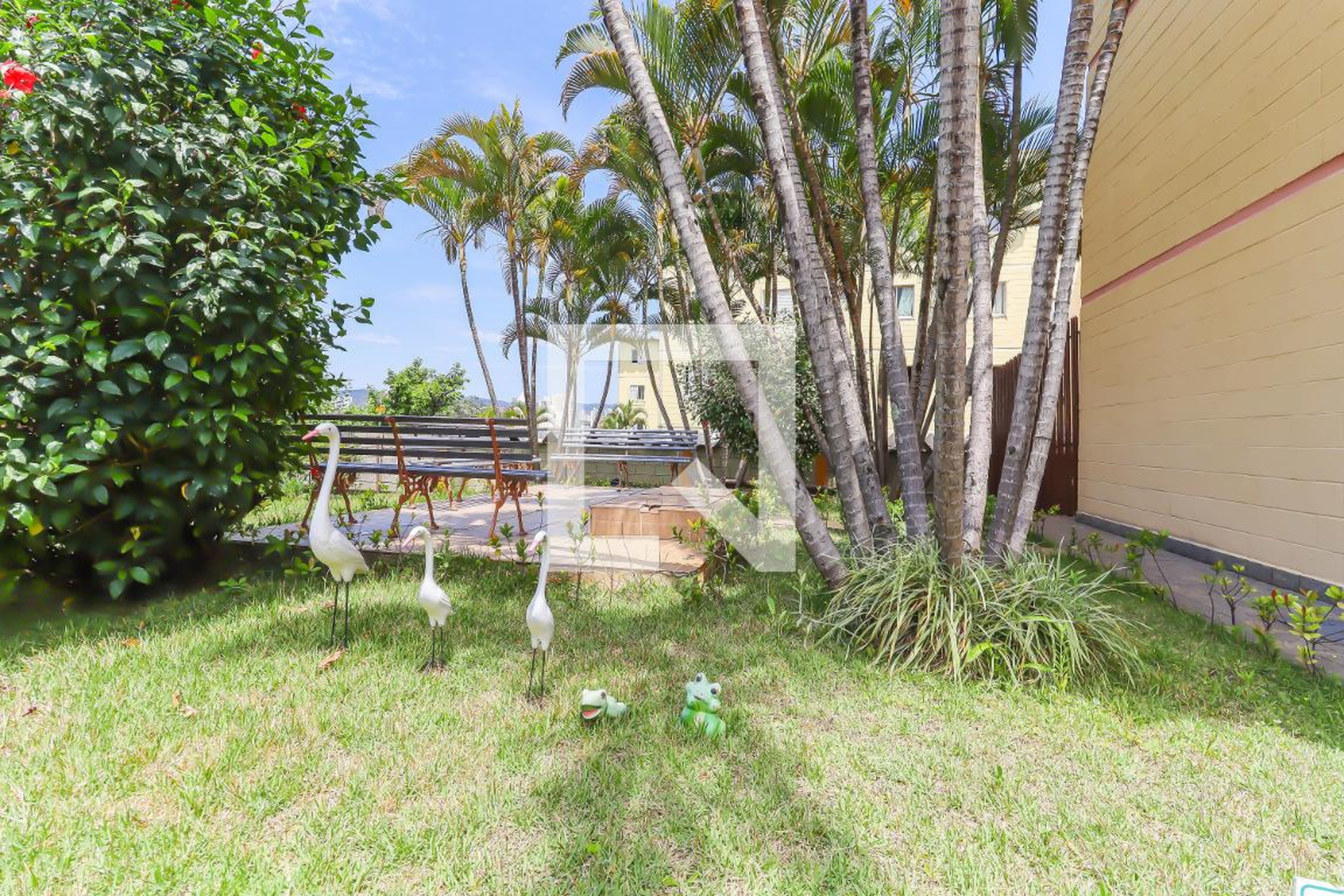 Área comum - Quaresmeira