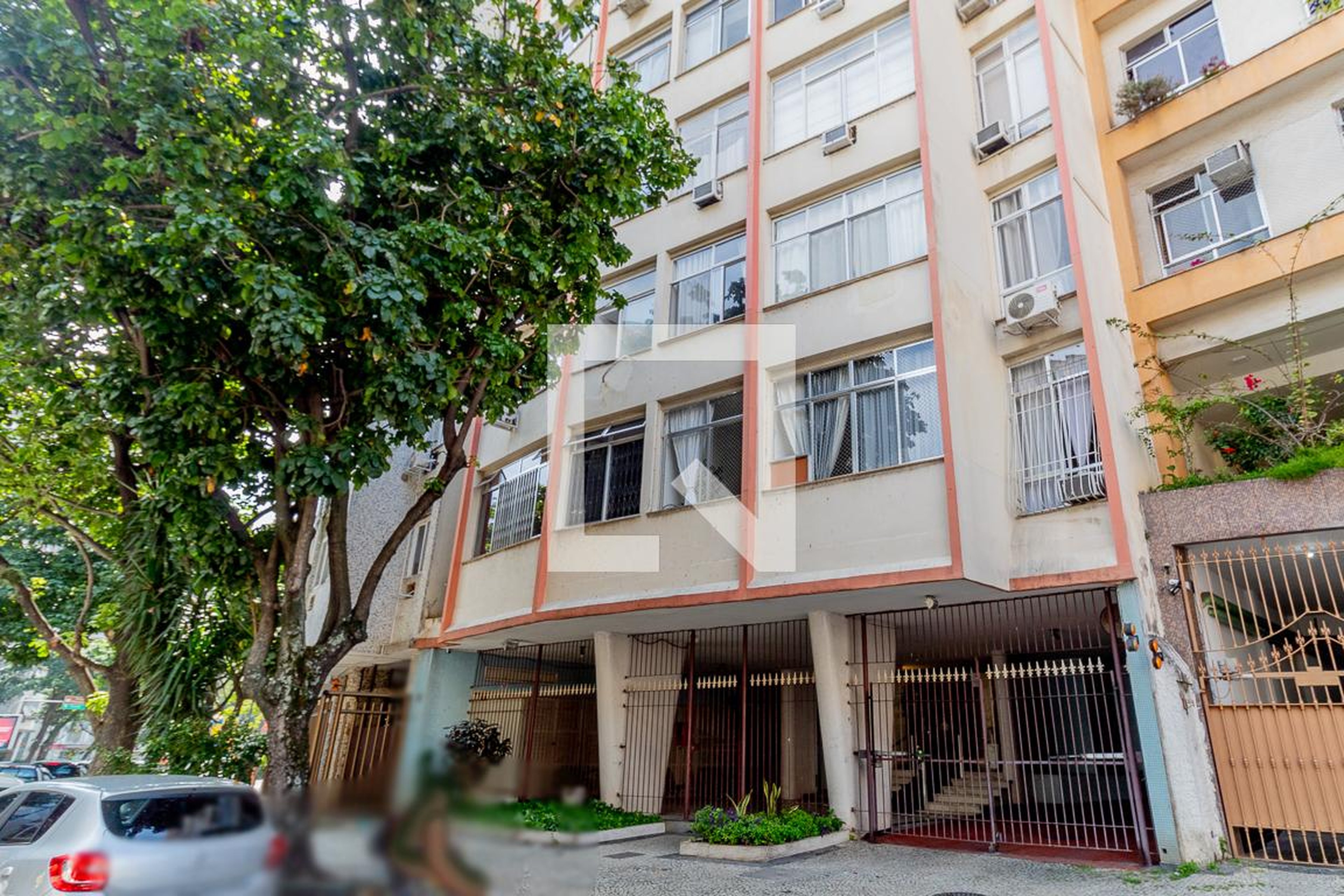 Fachada Edifício Conde de Baependi