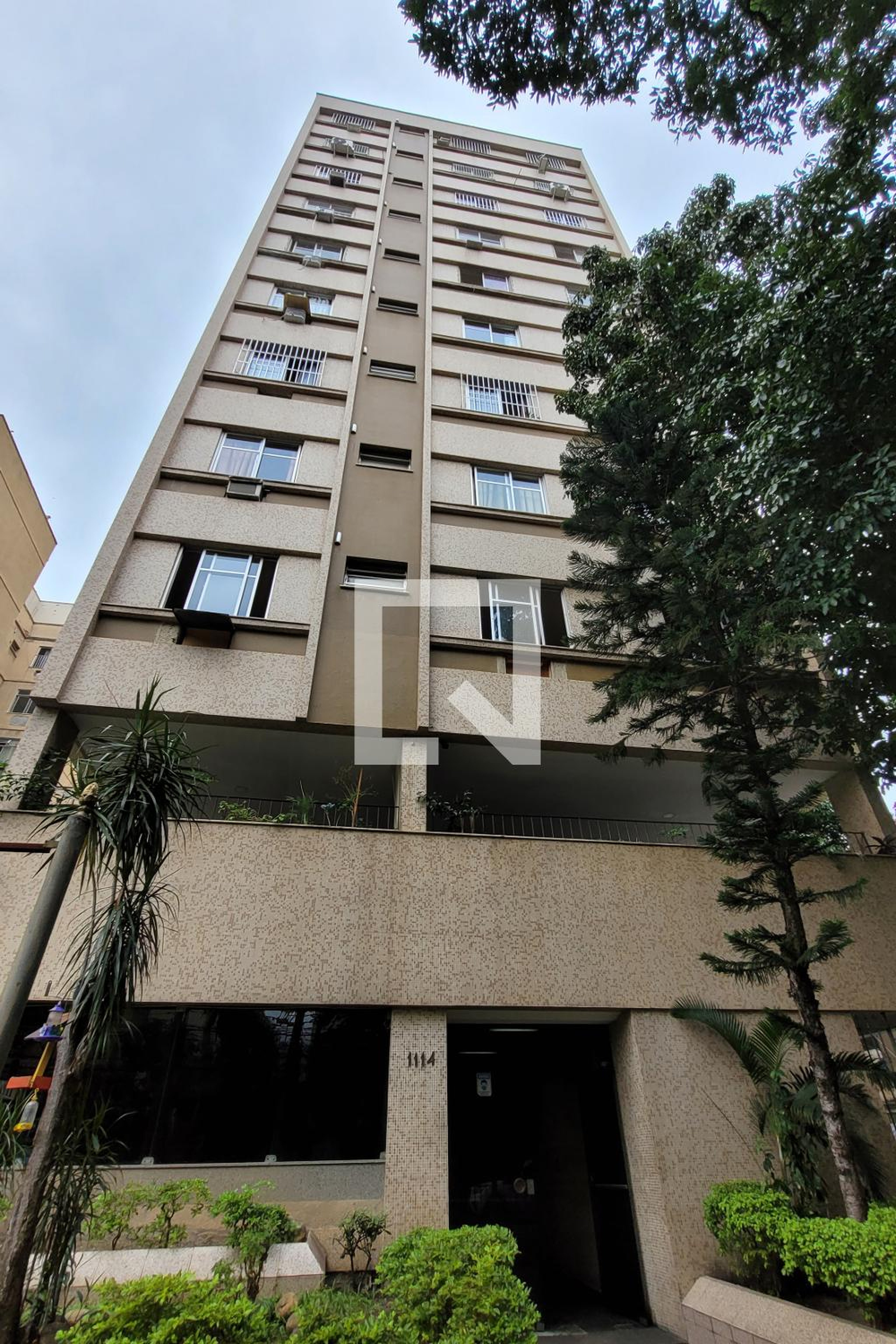 Fachada Condomínio em Rua Torres Homem, 1039