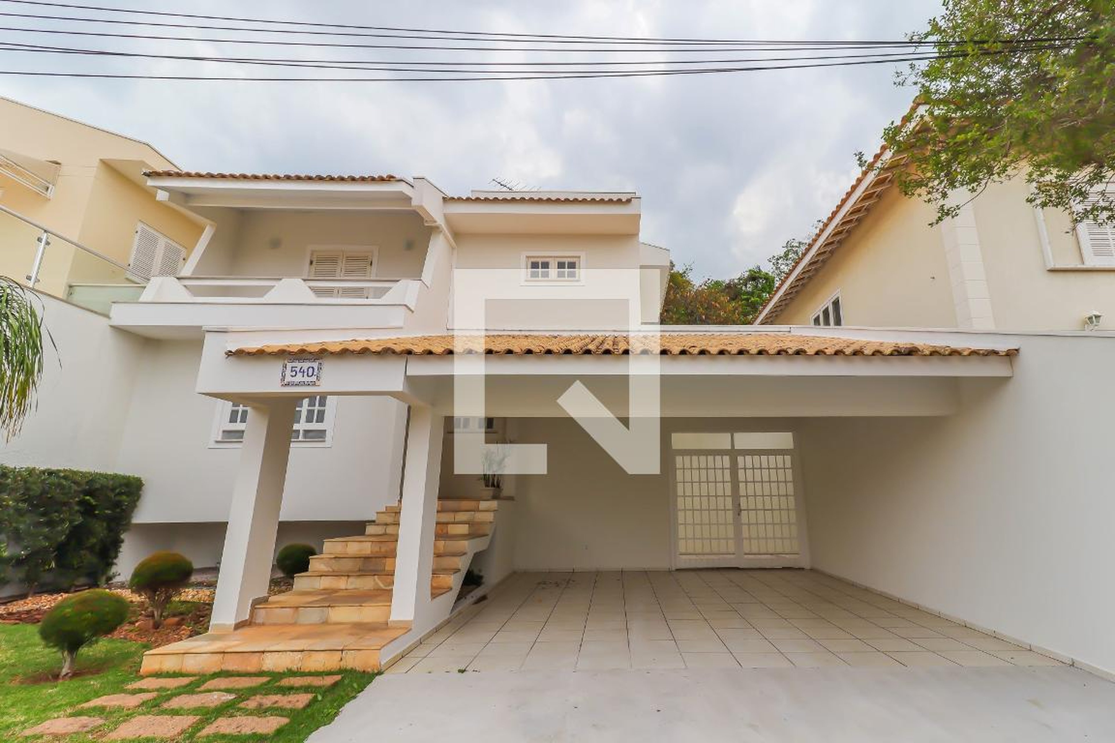 Fachada Condomínio Santa Teresa