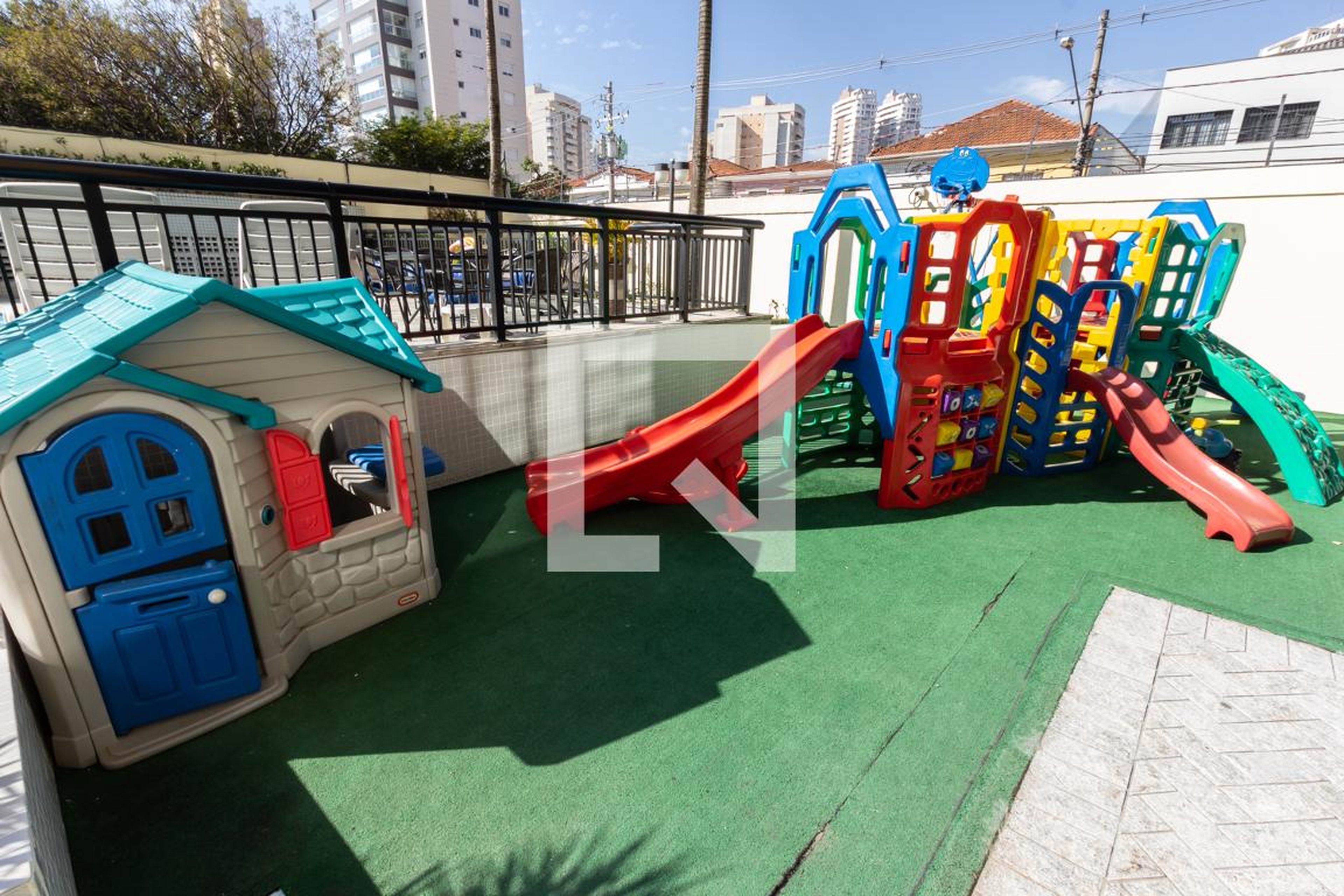 Playground - Piazza Romana