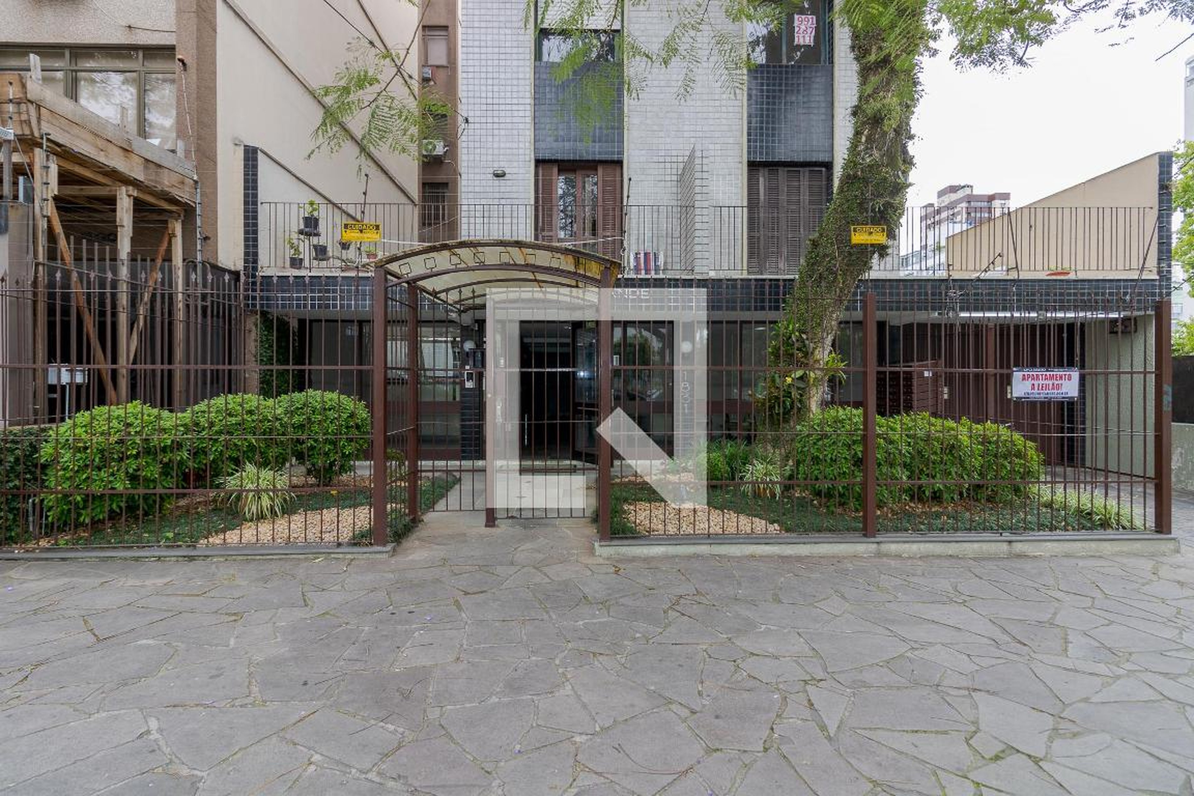 Fachada Condomínio em Avenida Coronel Lucas de Oliveira, 1819