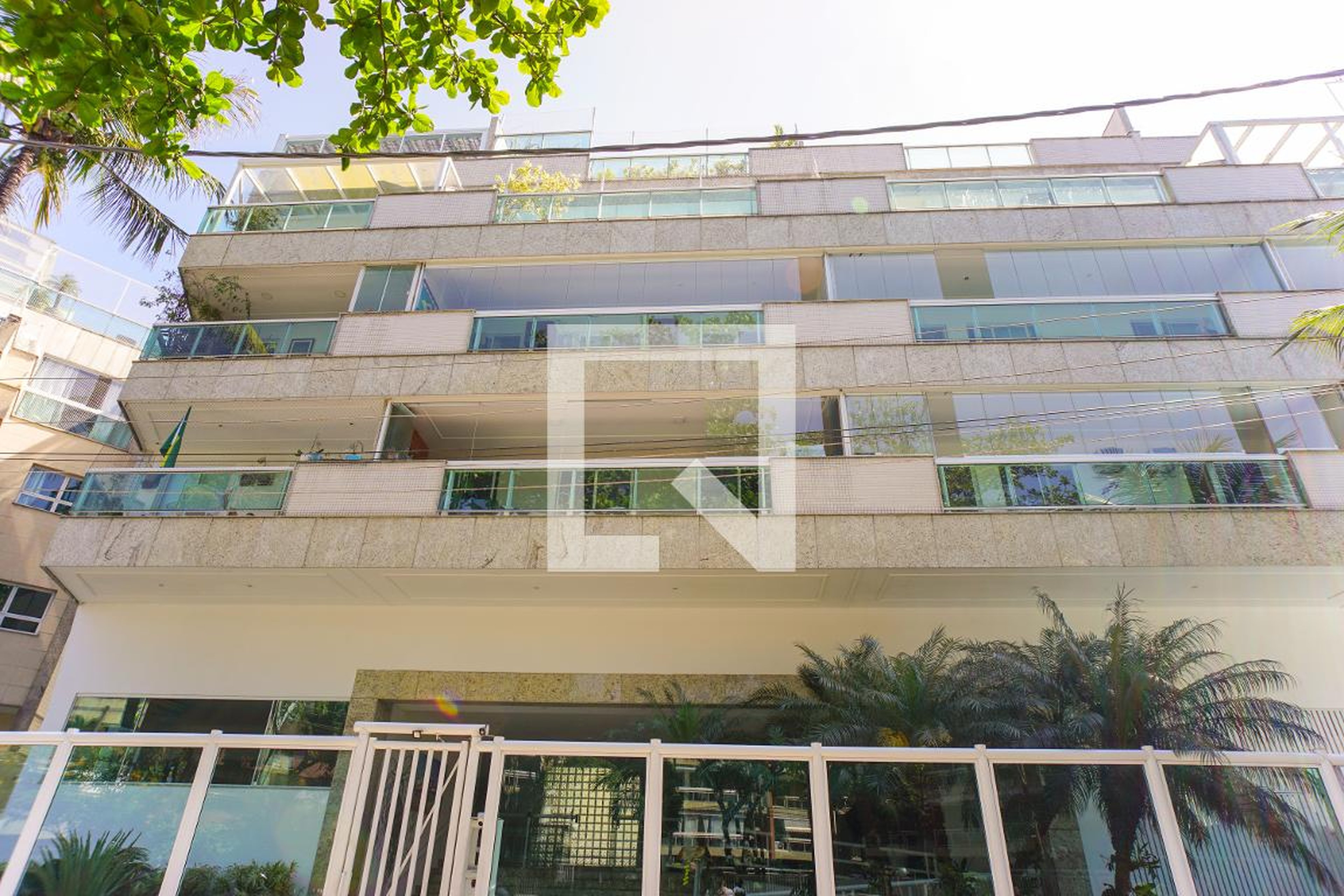 Fachada Condomínio Village Oceanic