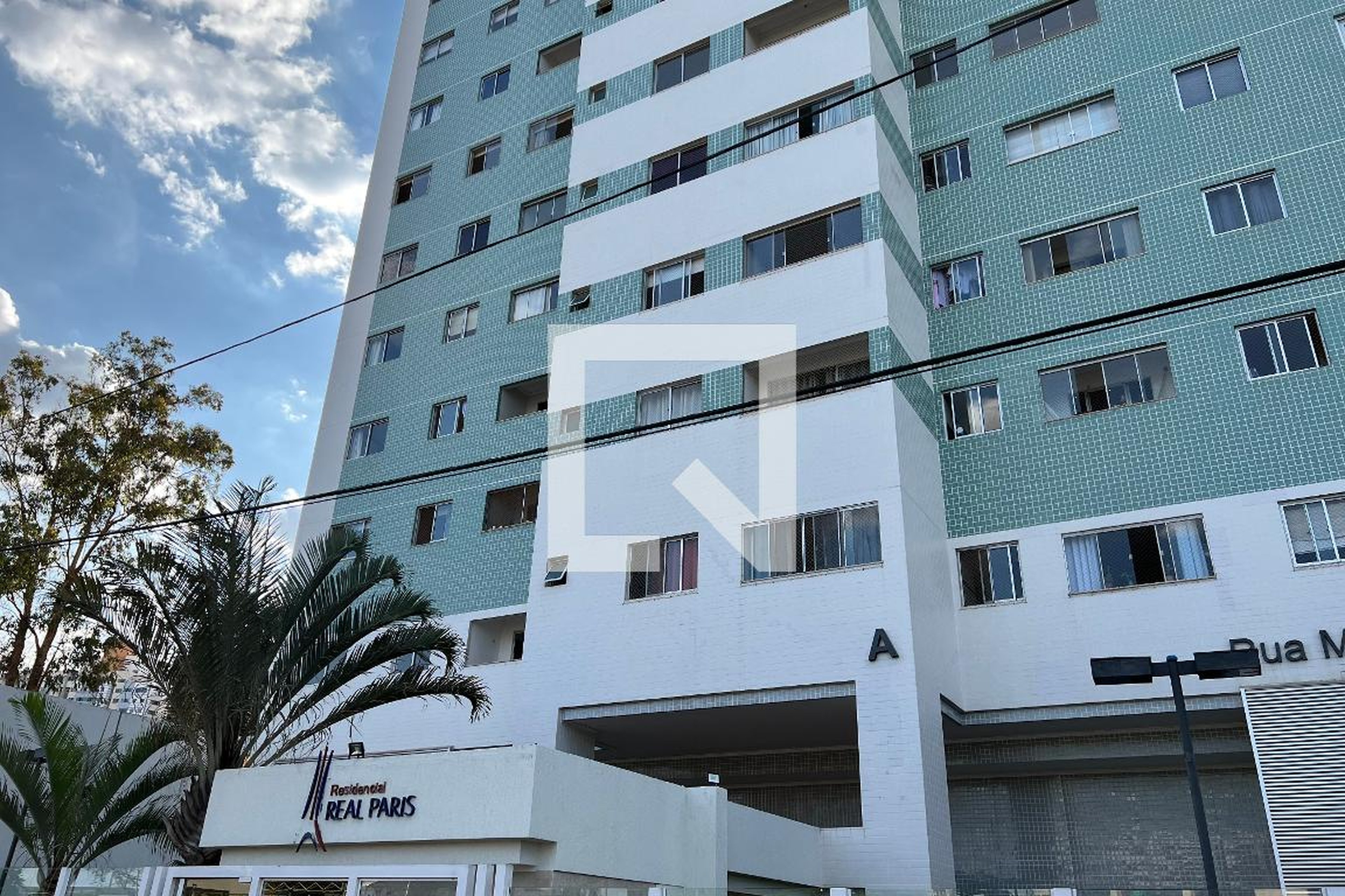 Fachada do Prédio Residencial Real Paris