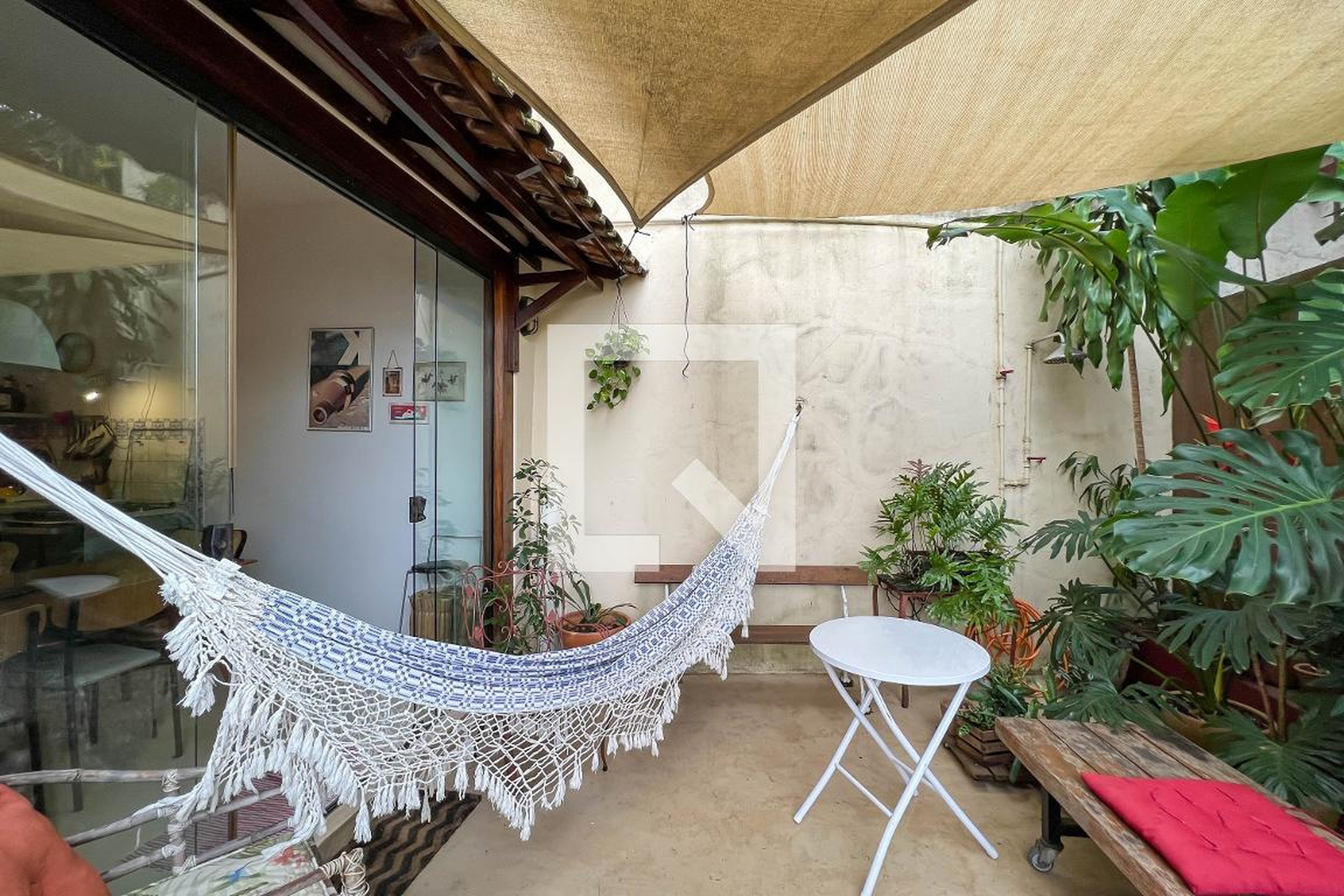 Área externa Condomínio em Rua Triunfo, 2