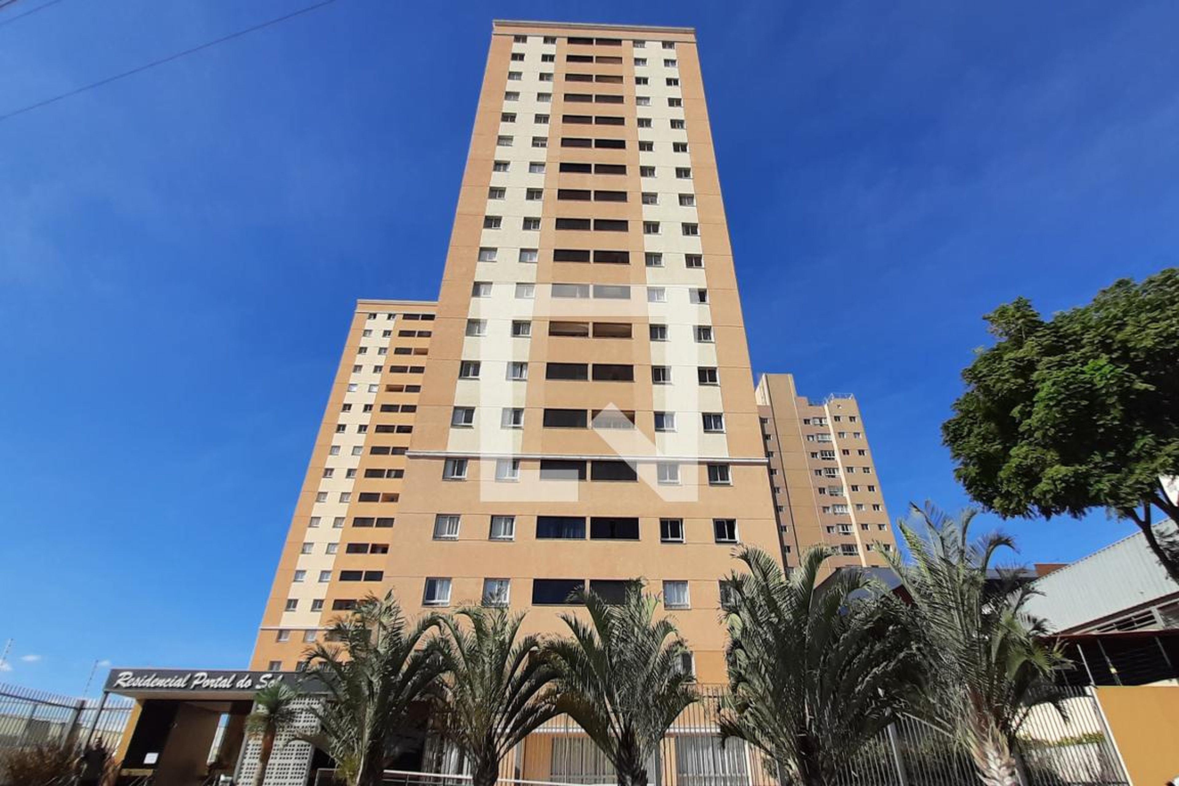 Fachada Condomínio em Qi 416 Conjunto 2, 280