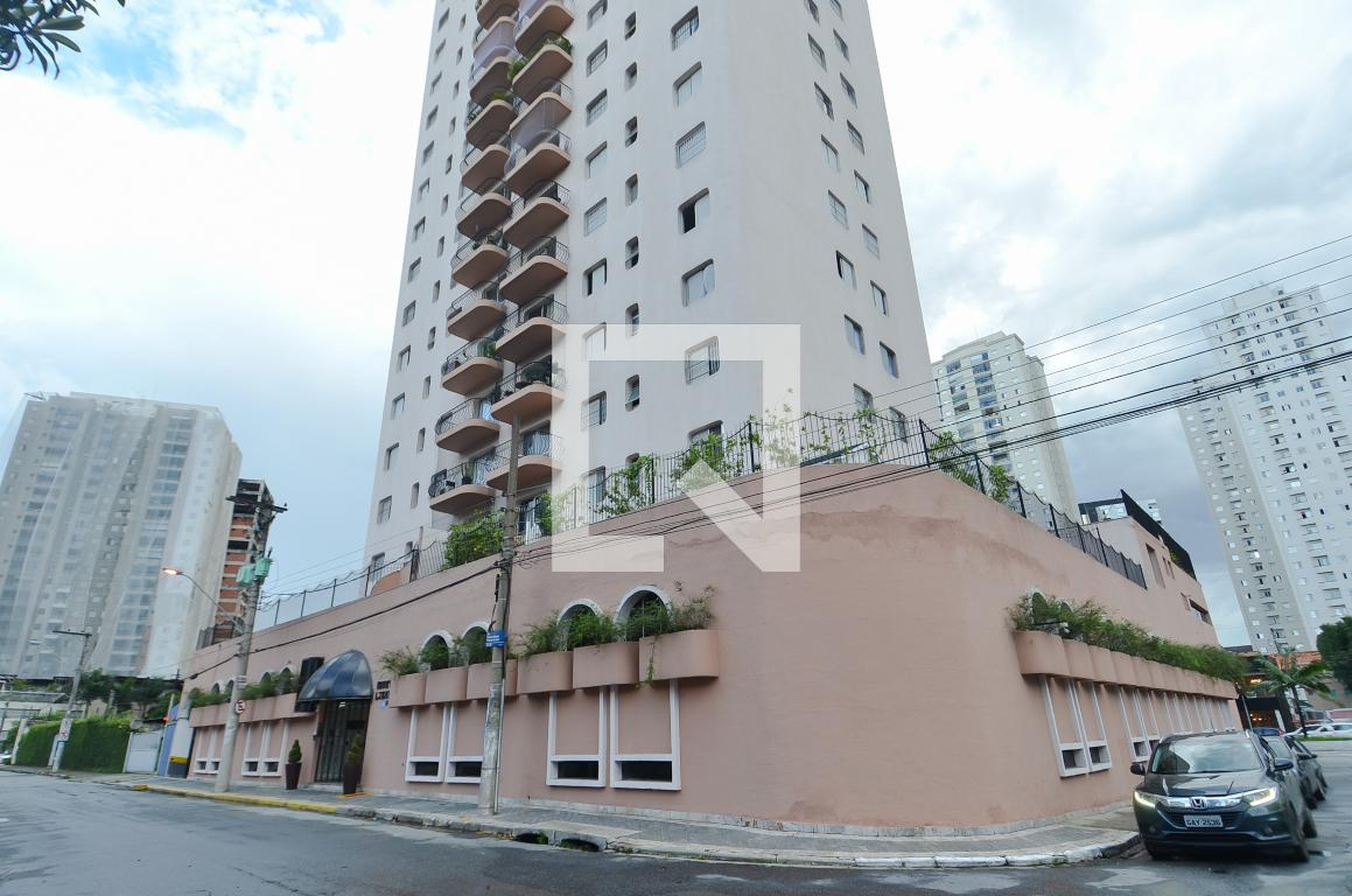 Fachada do Condomínio Condomínio Monte Líbano