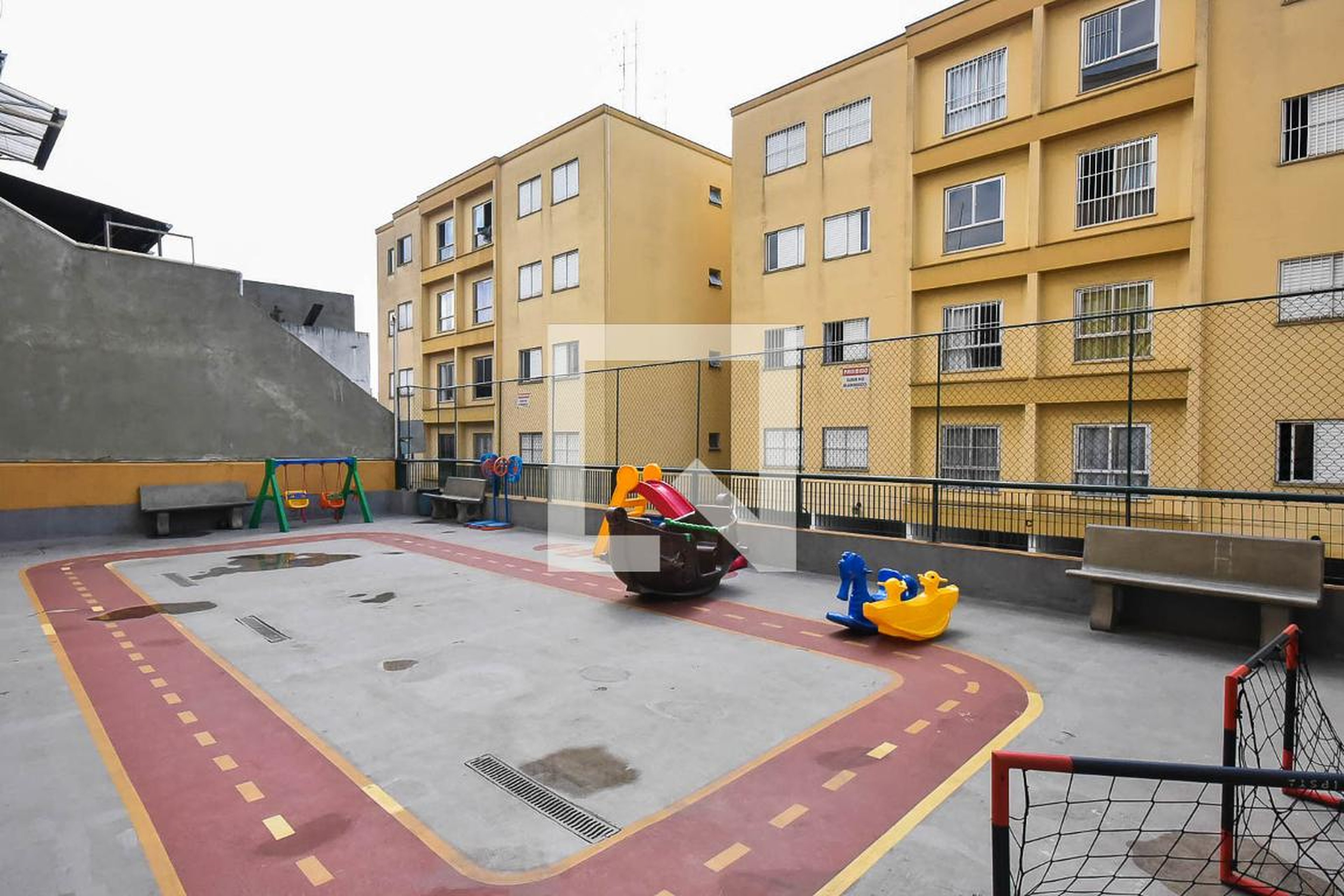 Playground - Edifício Arizona