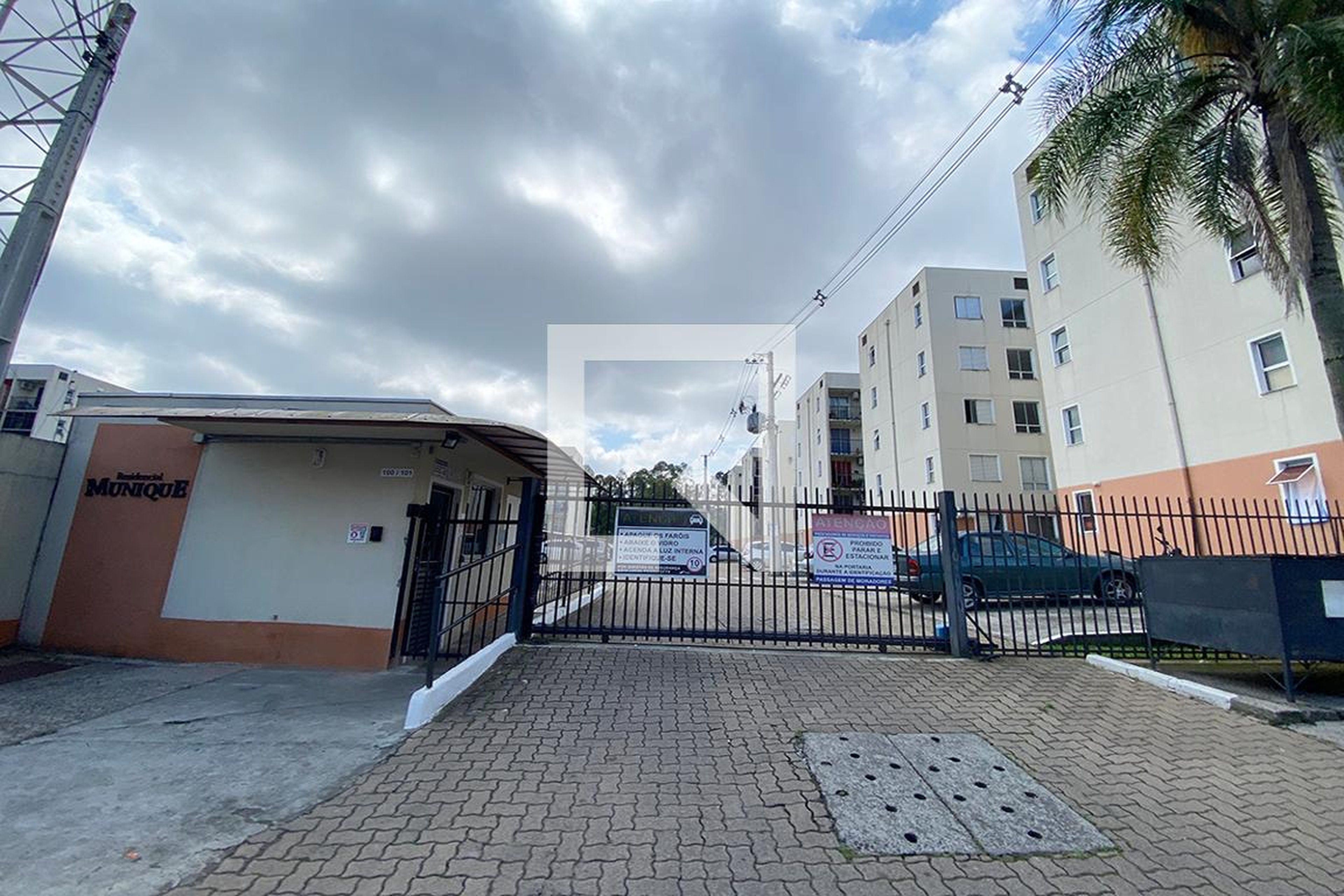 Fachada do Condomínio Condomínio Munique