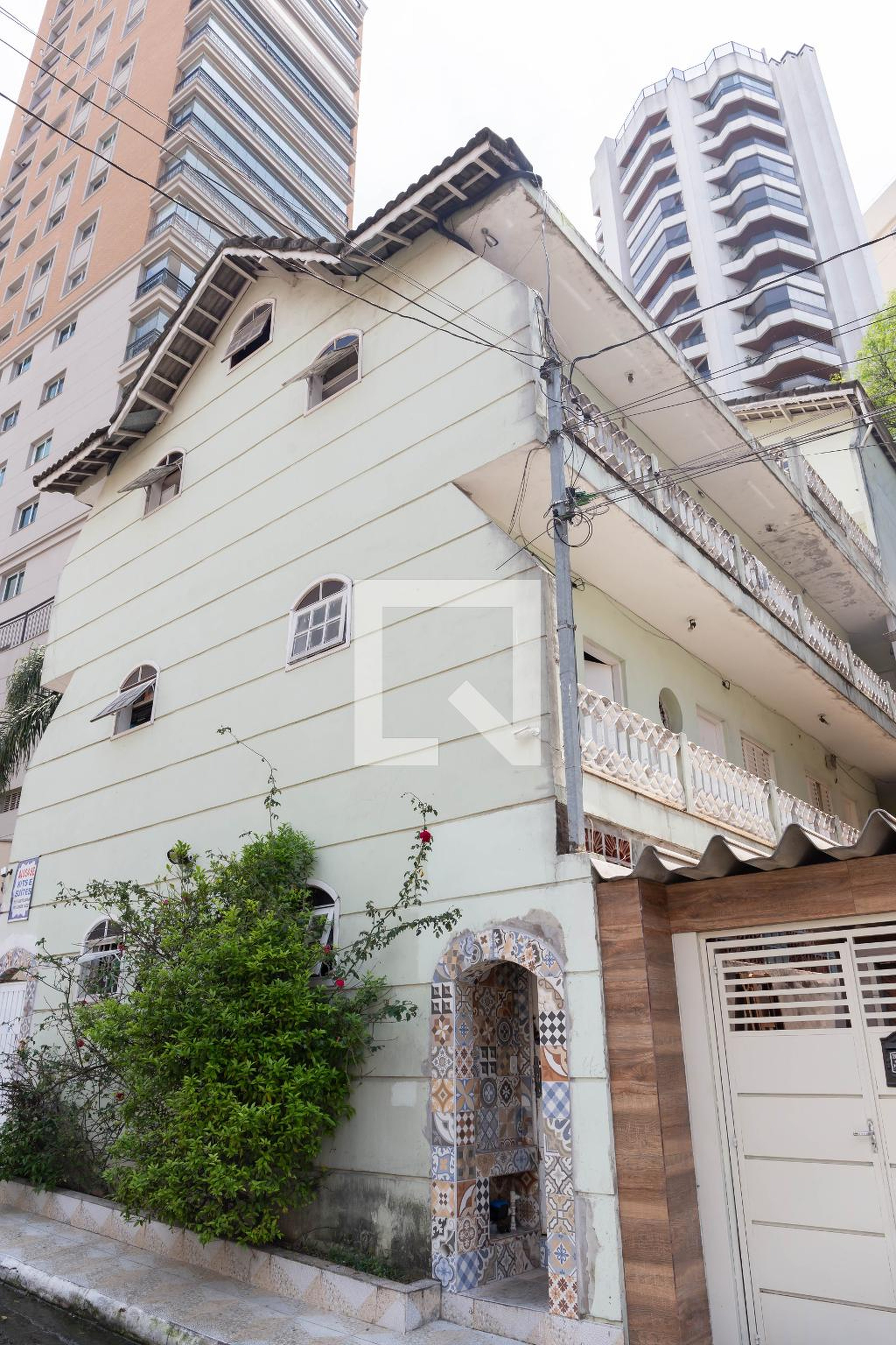 Fachada Condomínio Marina Suites e Kitnets