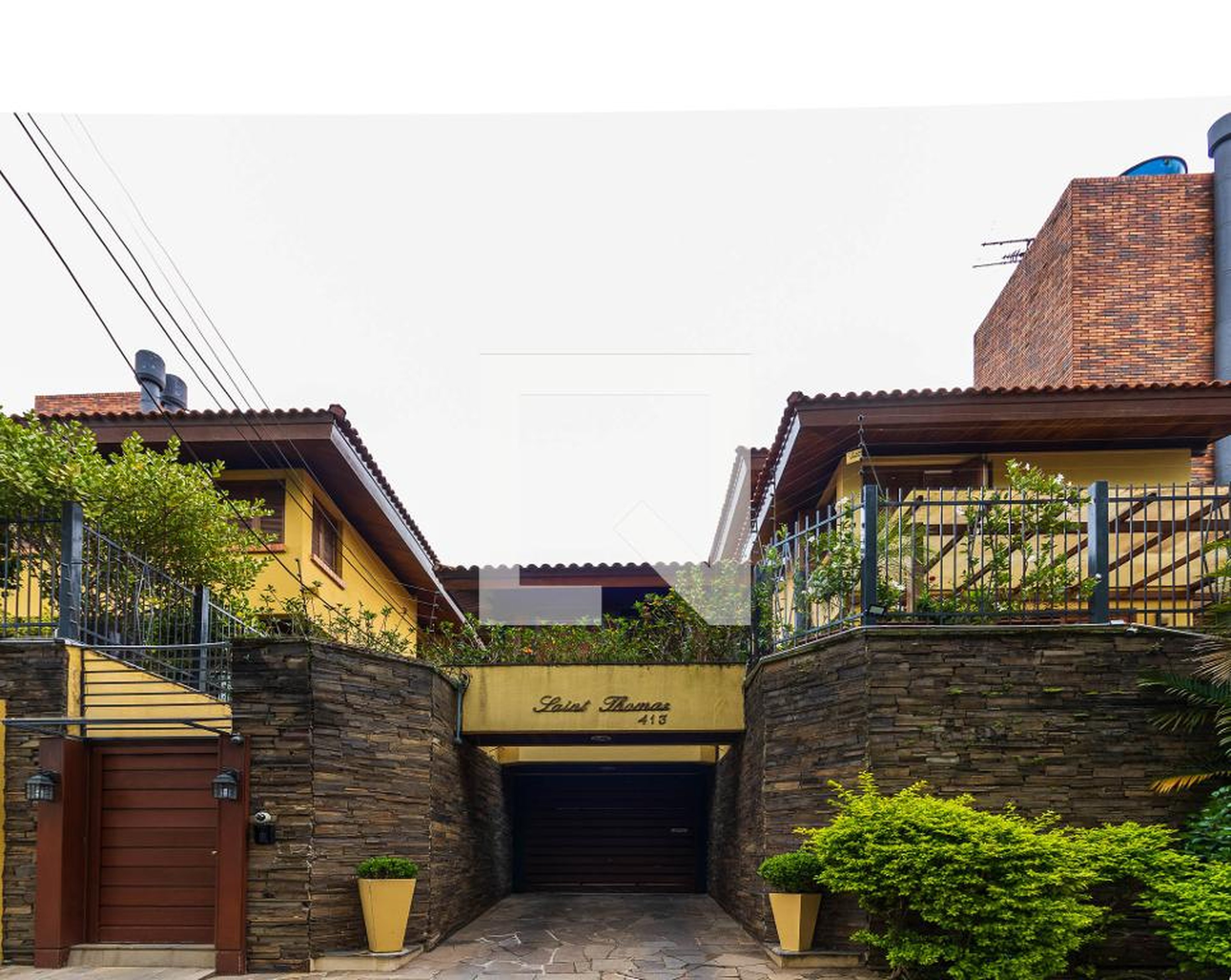 Fachada Condomínio Saint Thomas