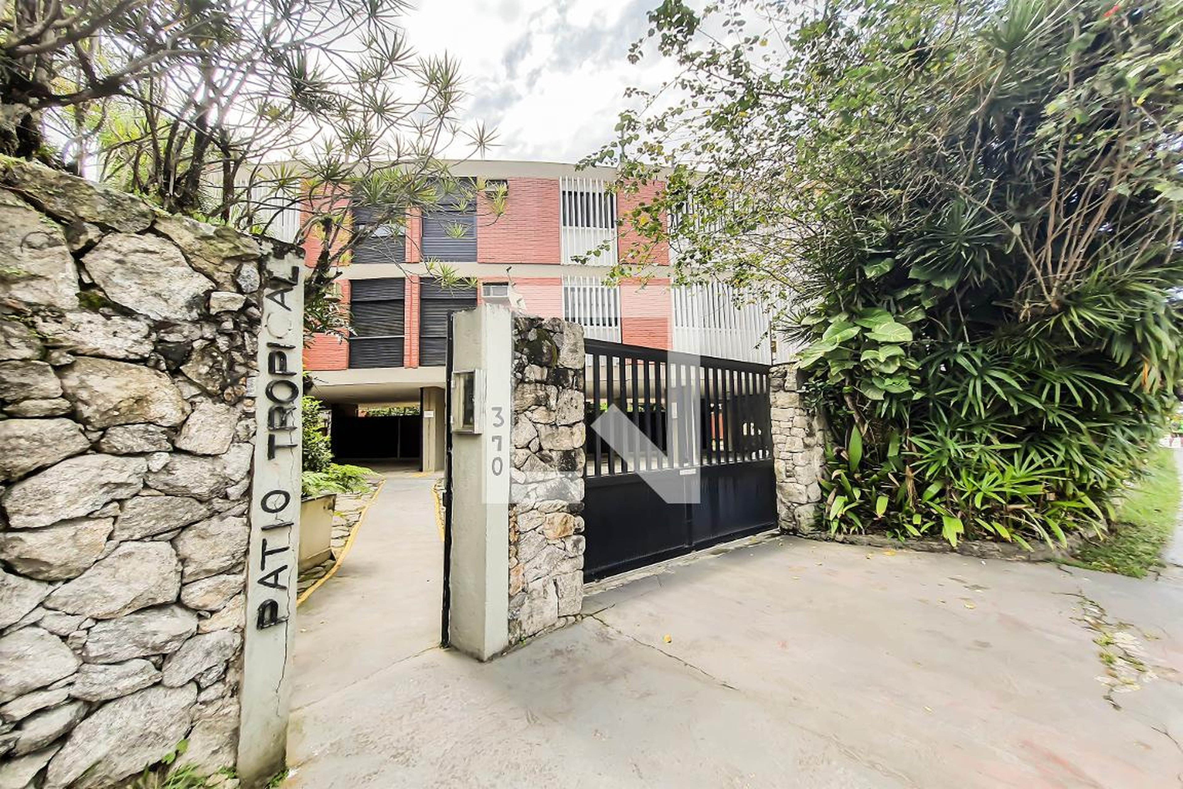 Fachada Condomínio Tropical