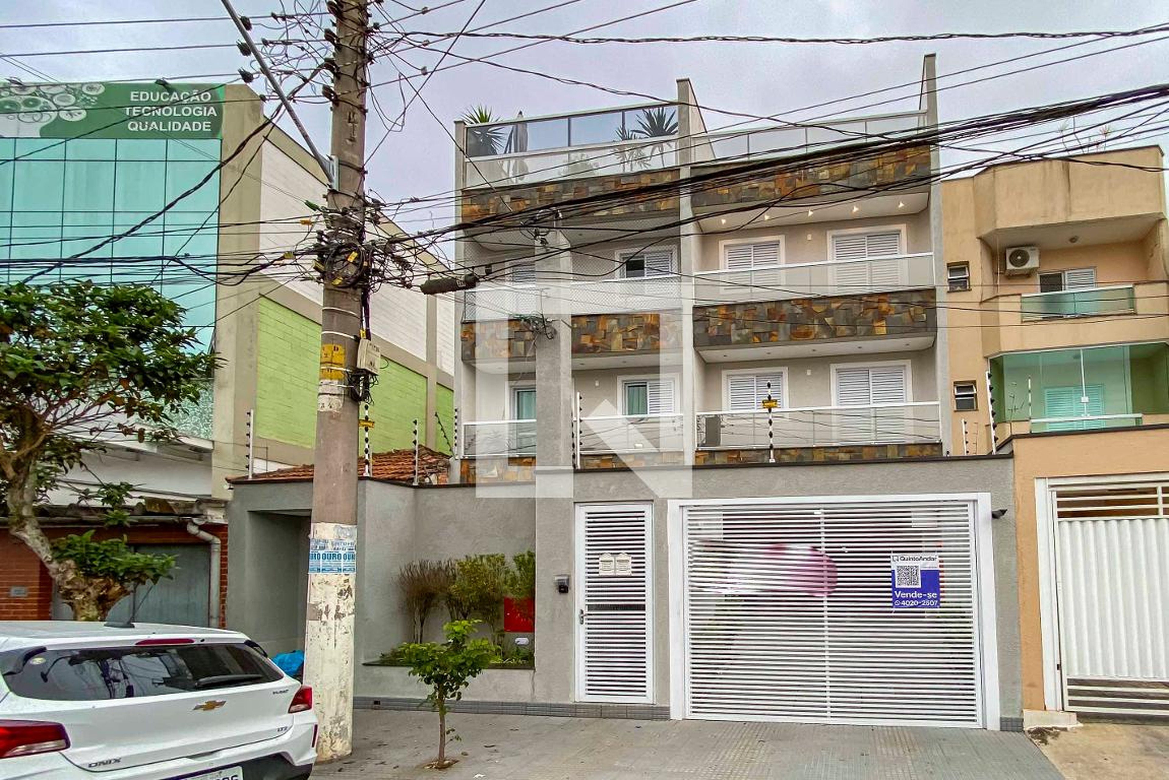 Fachada Condomínio em Rua Antônio Cardoso Franco, 562