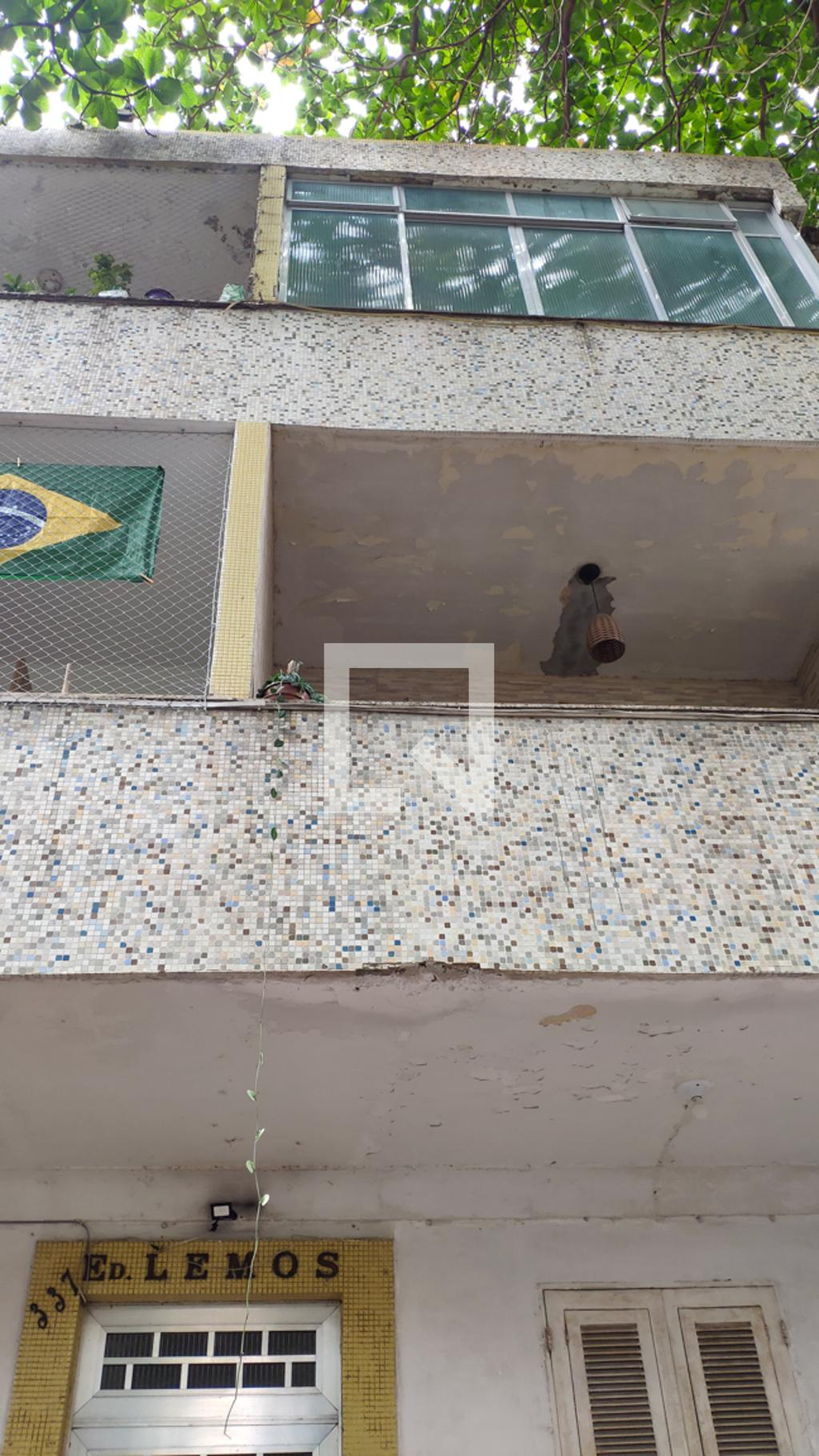 Fachada Condomínio em Rua São Brás, 337
