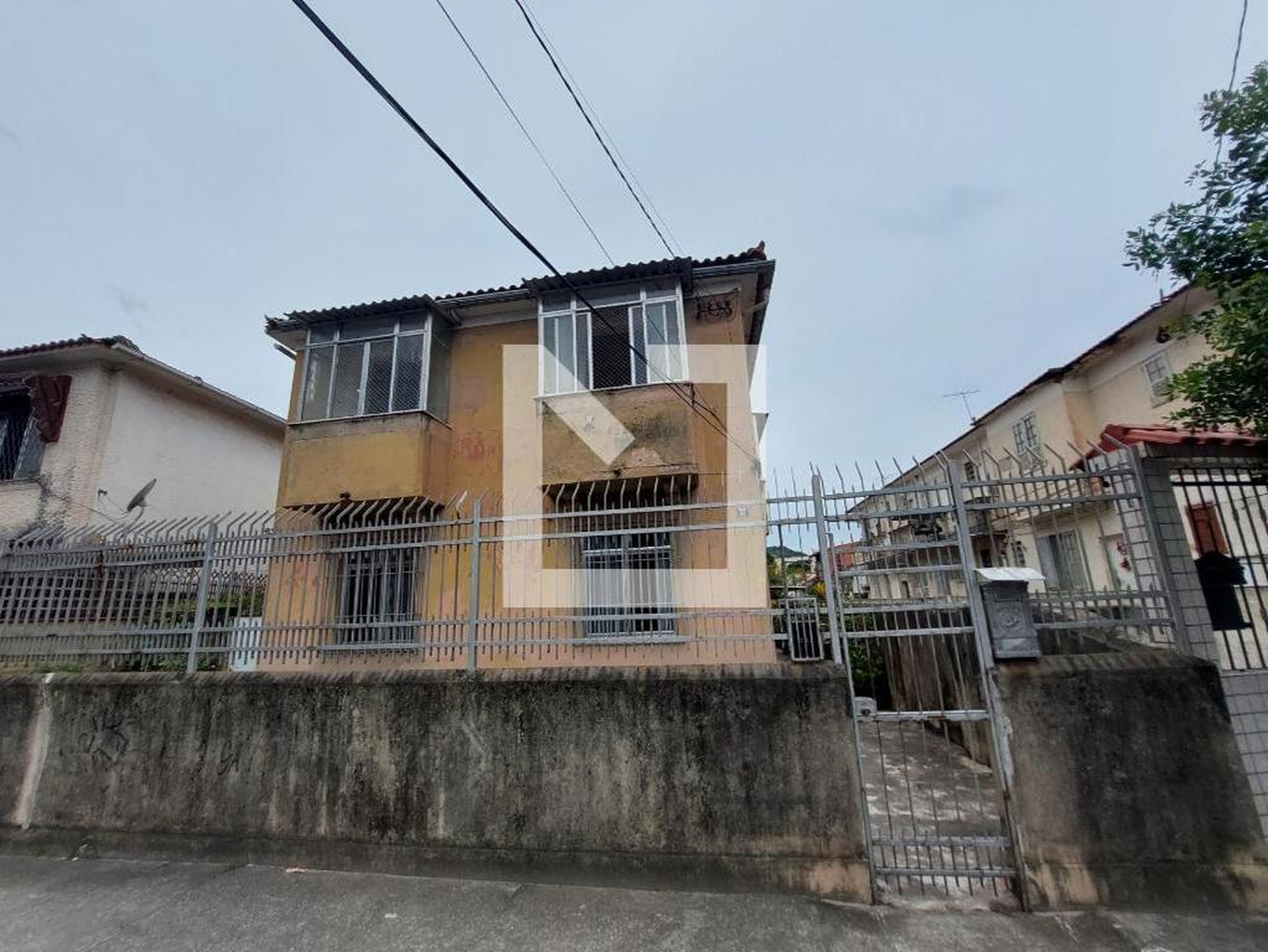 Fachada Condomínio em Rua Bicuíba, 37