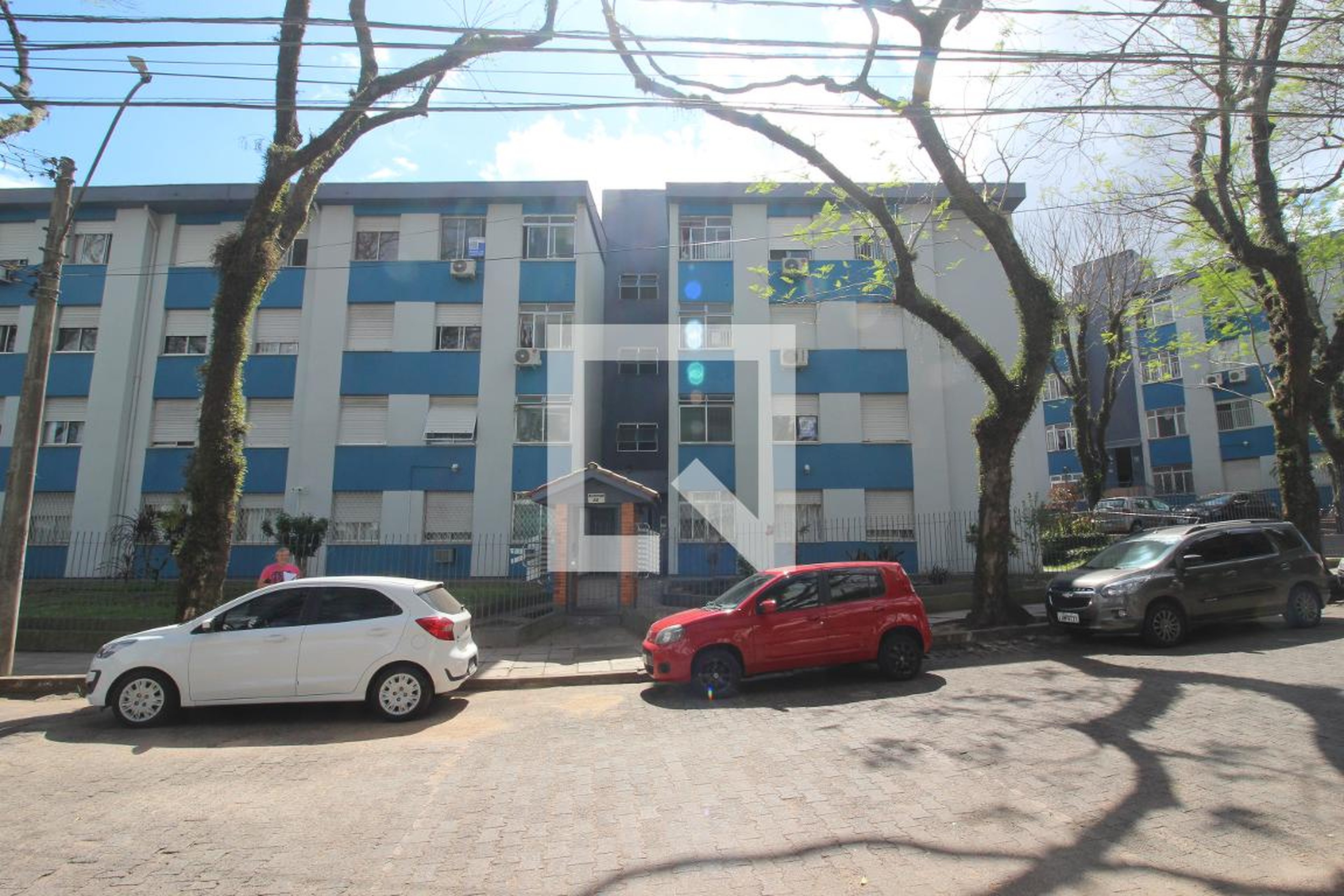 Fachada do Condomínio Condomínio em Rua Diomário Moojen, 65