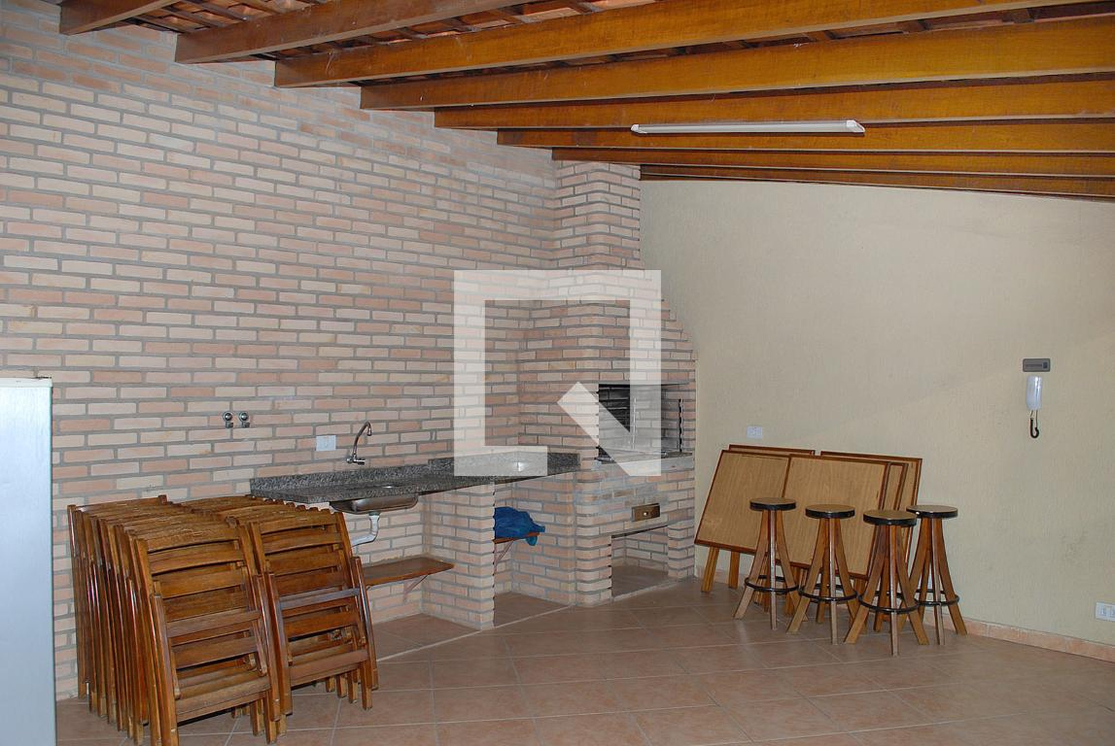 Churrasqueira - Edifício Itaúna