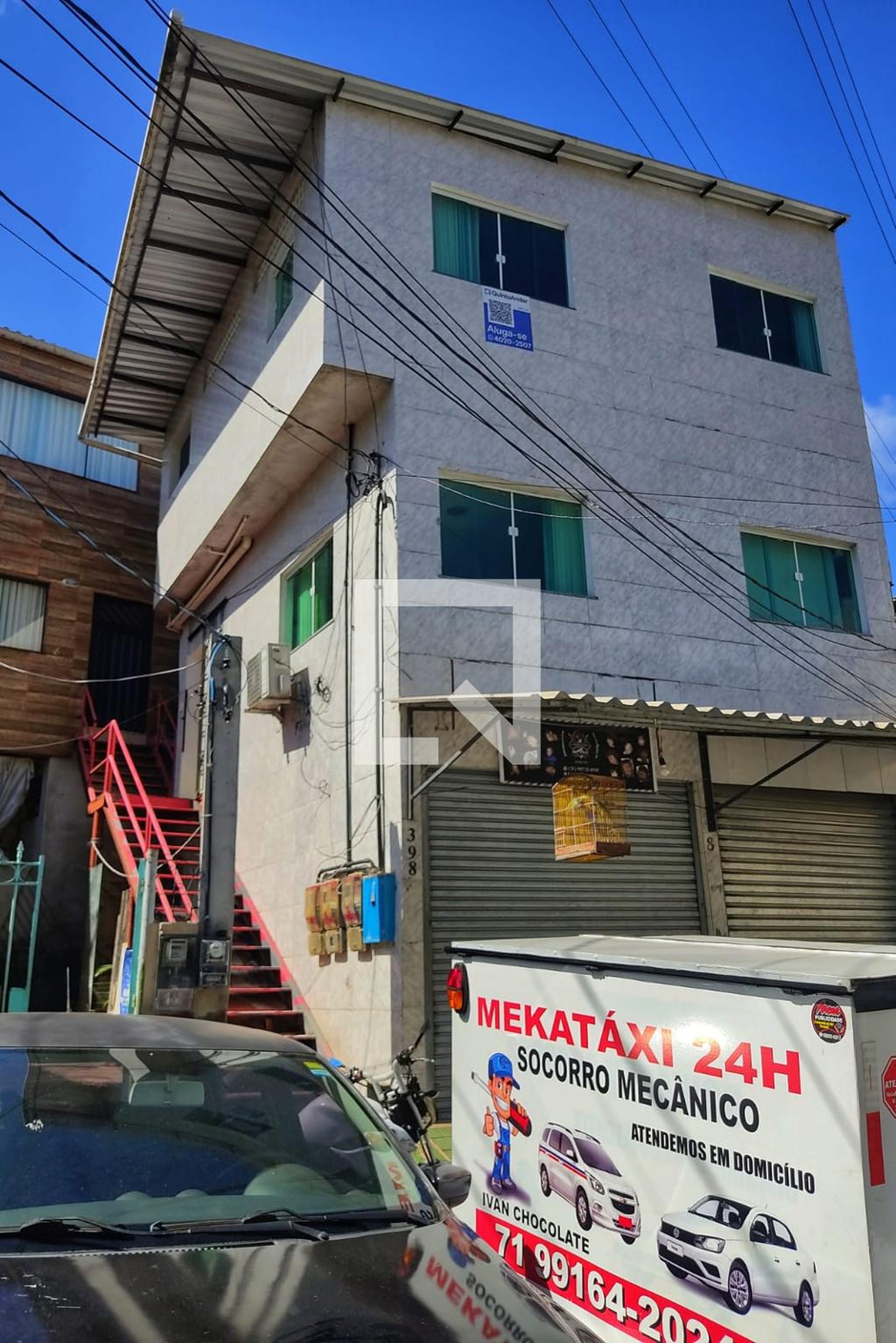 Fachada Condomínio em Rua Jardim Santa Helena, 398