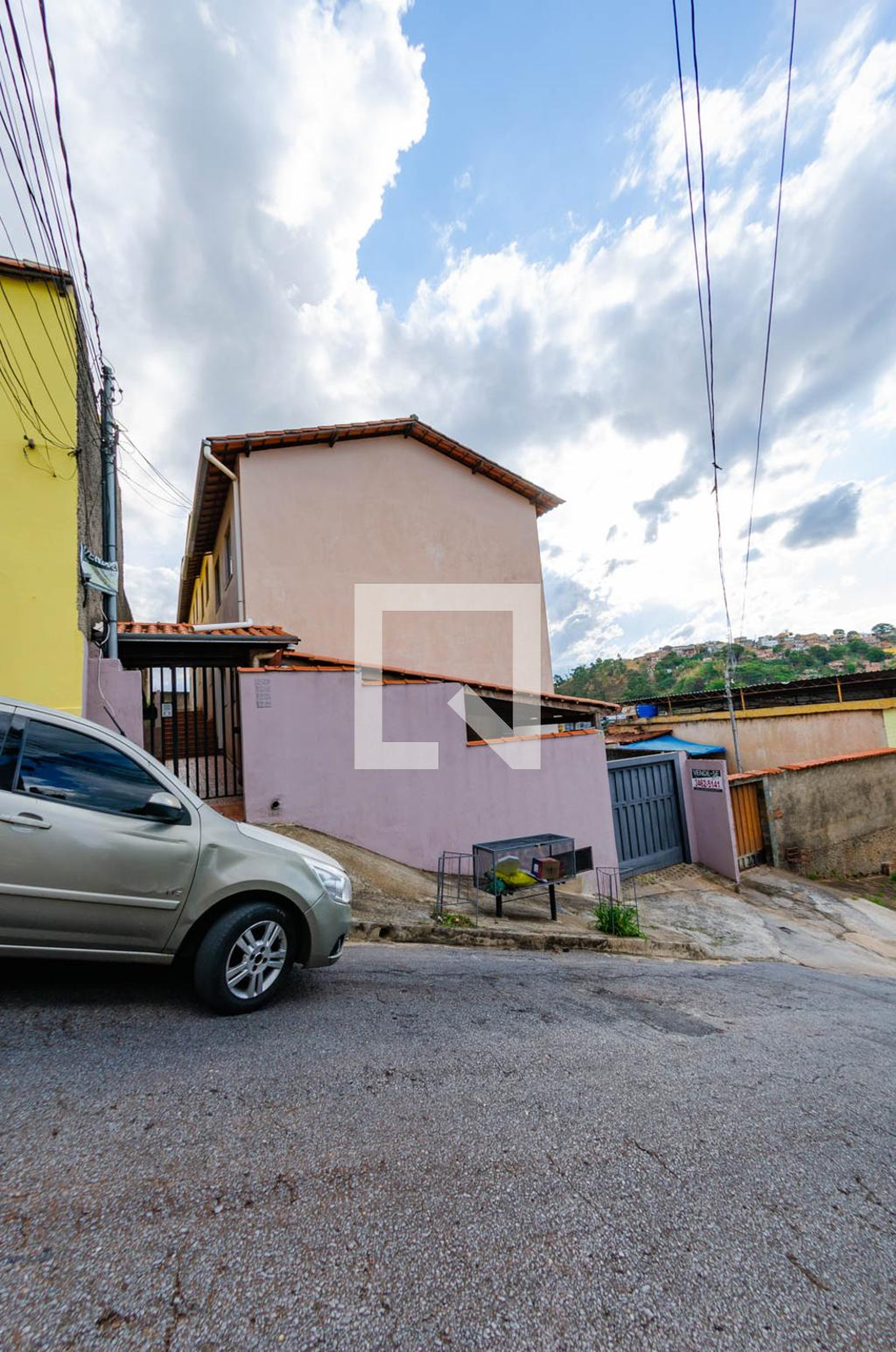 Fachada Condomínio em Rua Casuarina, 122