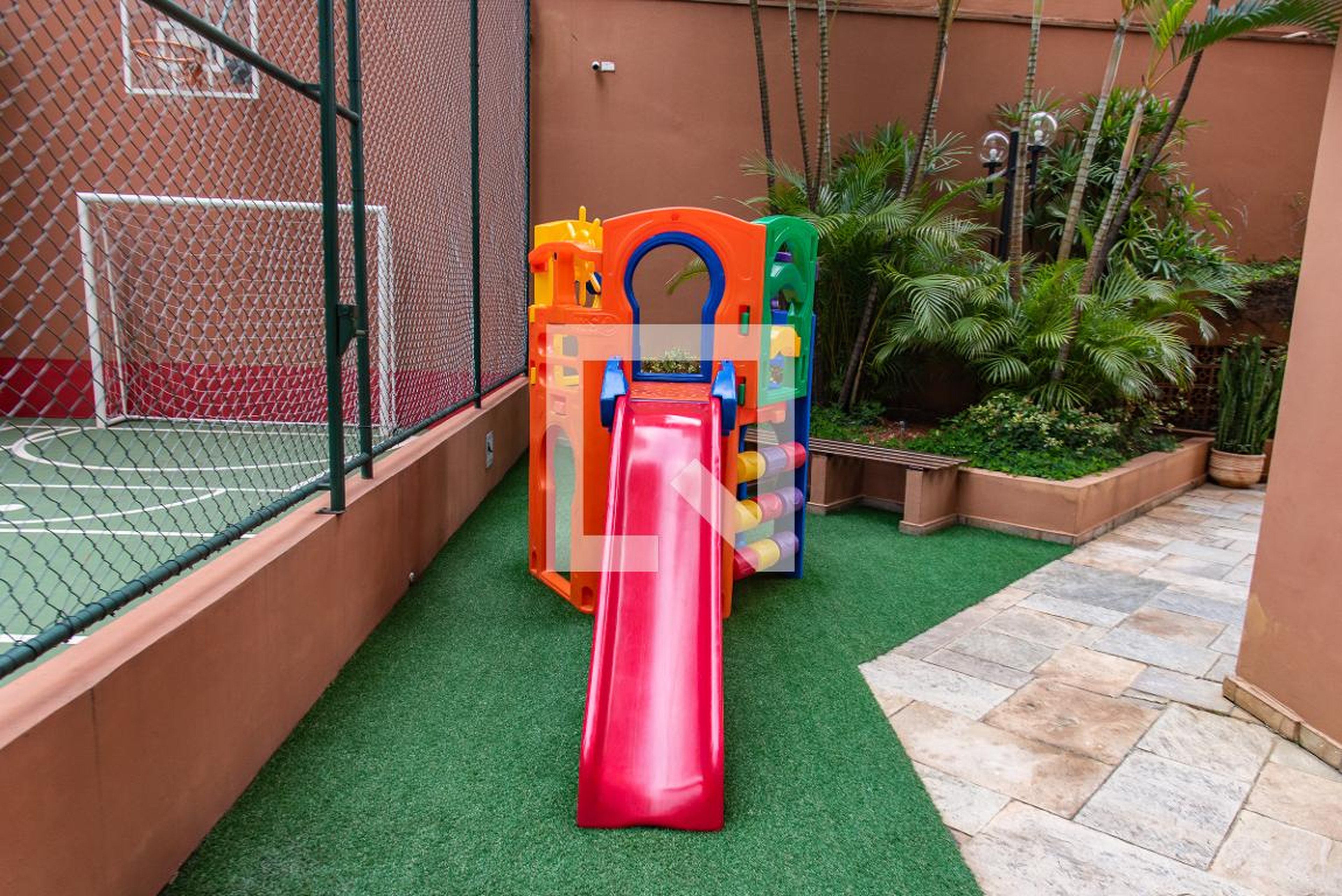 Playground - Ares de Mariana