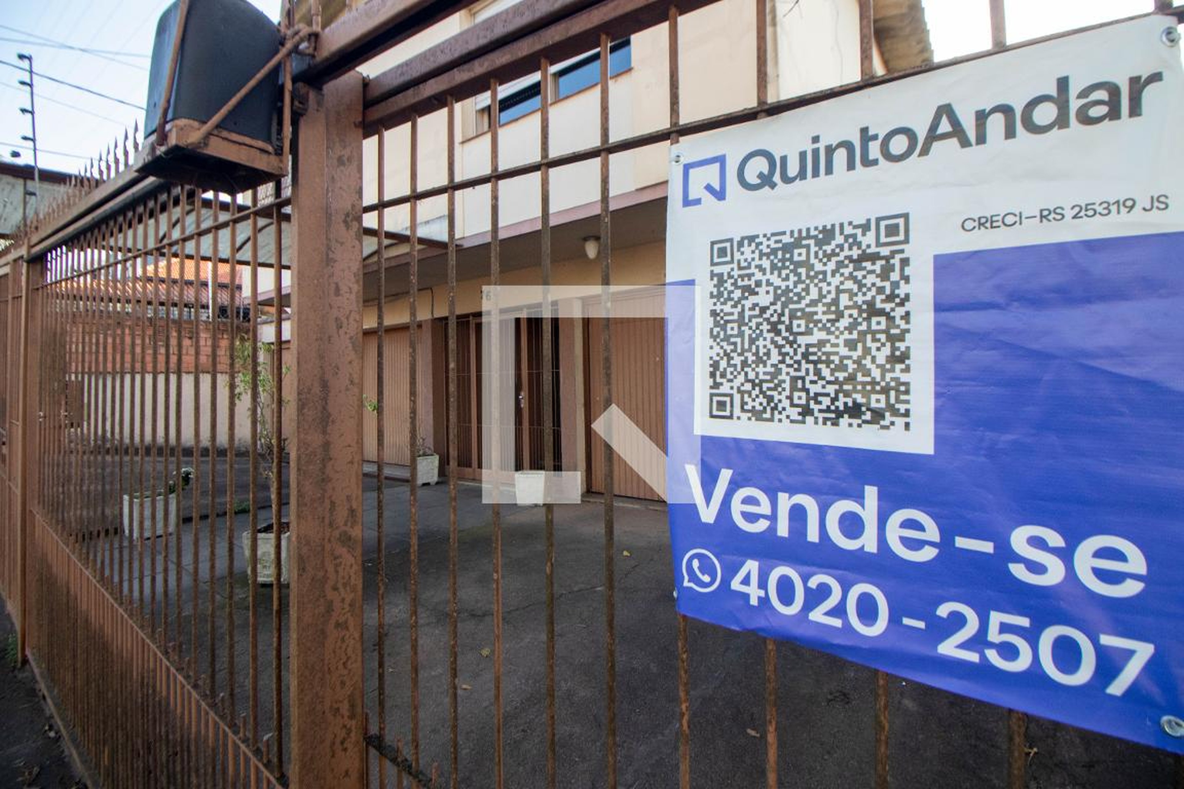 Fachada Condomínio em Avenida Saturnino de Brito, 766