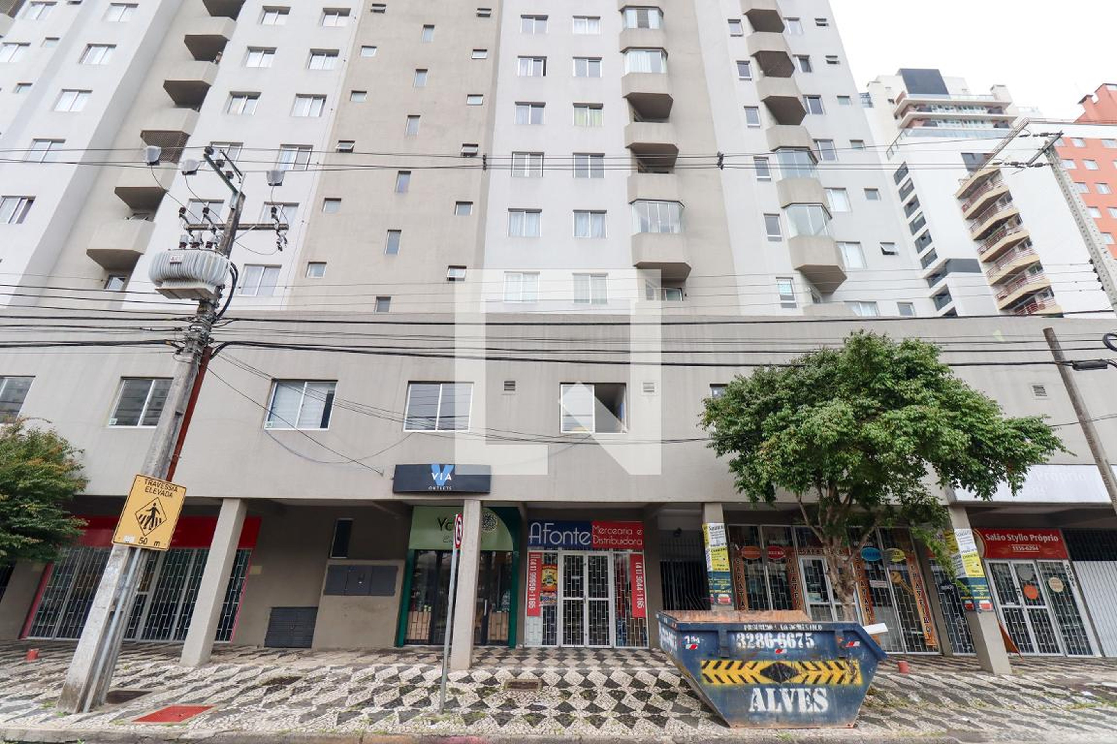 Fachada do Condomínio Condomínio em Rua Padre Anchieta, 2292