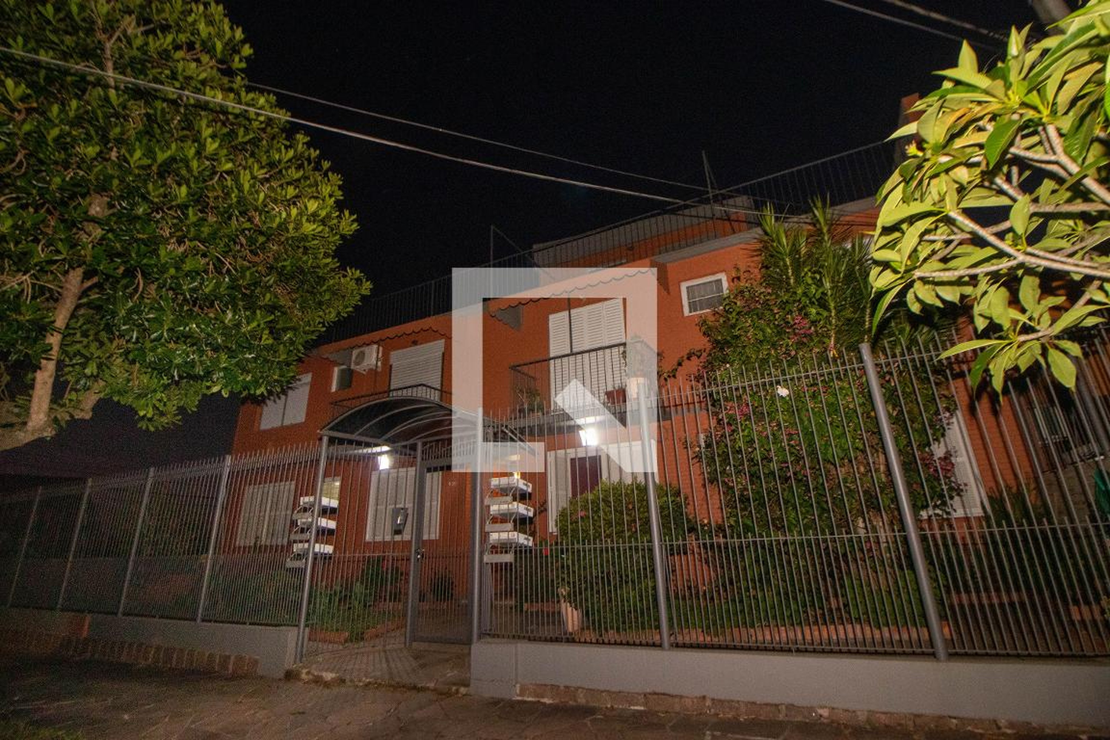 Fachada Condomínio em Rua Nicolau Coelho, 135