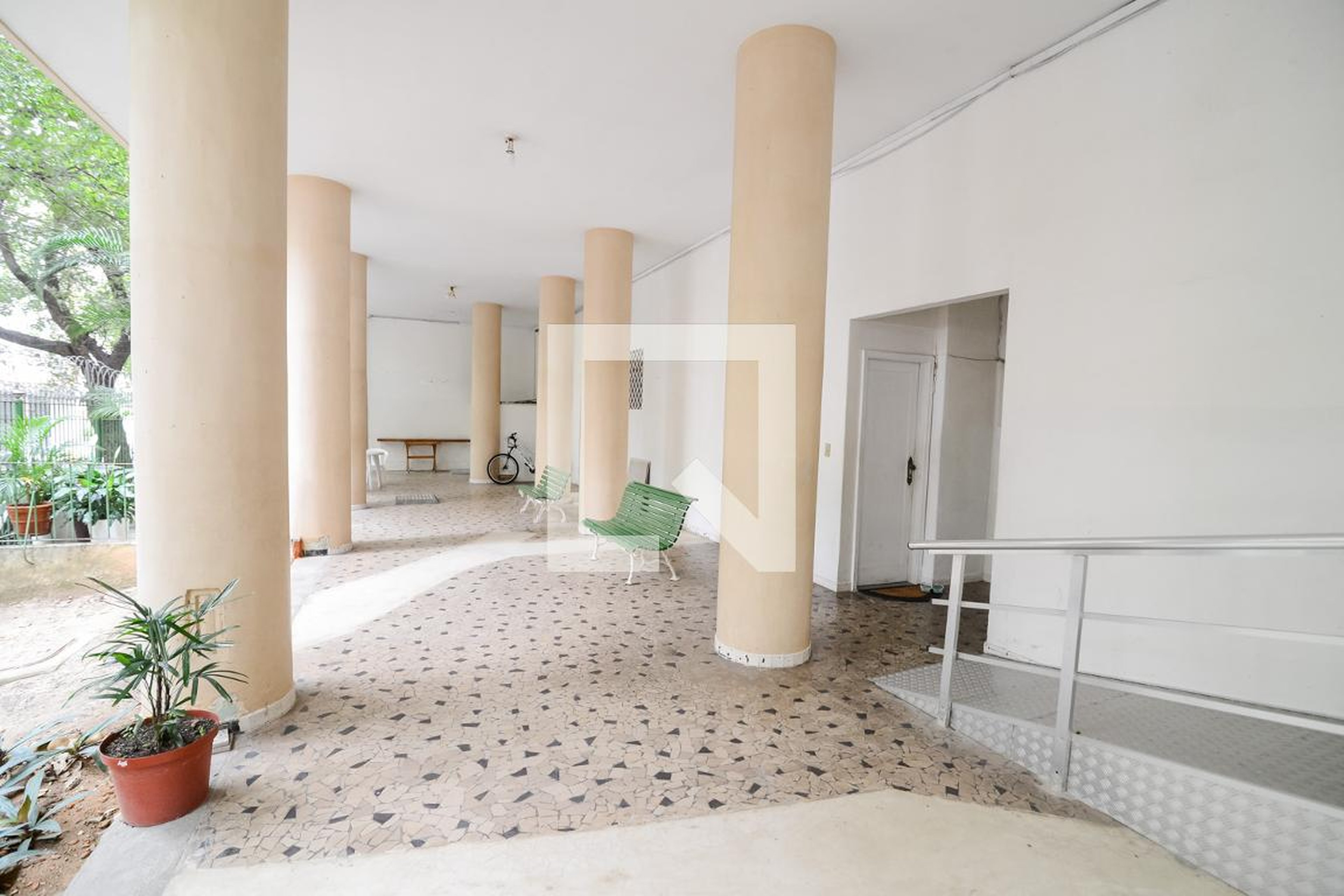 Área Externa - Edifício Curussa