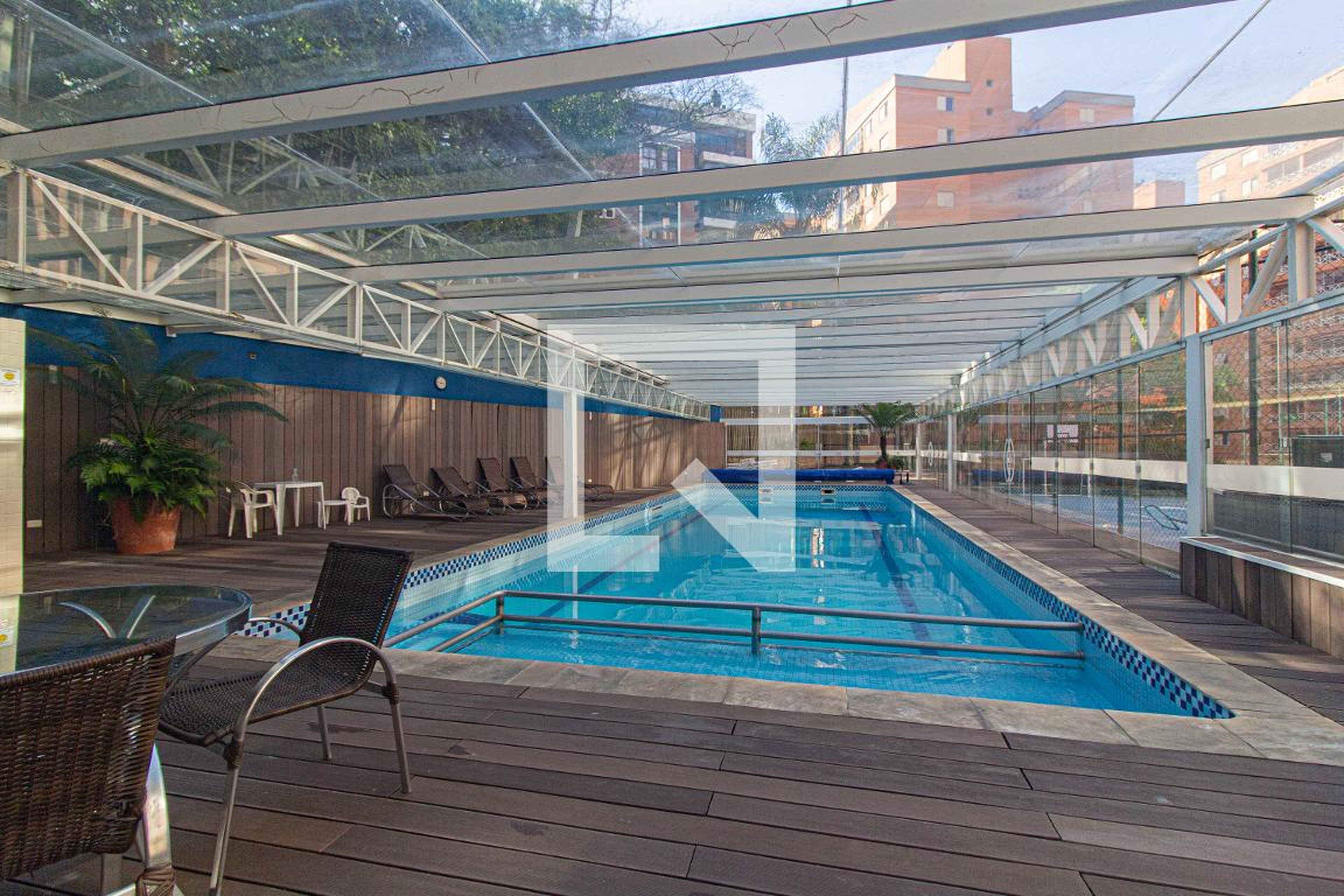 Piscina Coberta - Chácara Marumbi