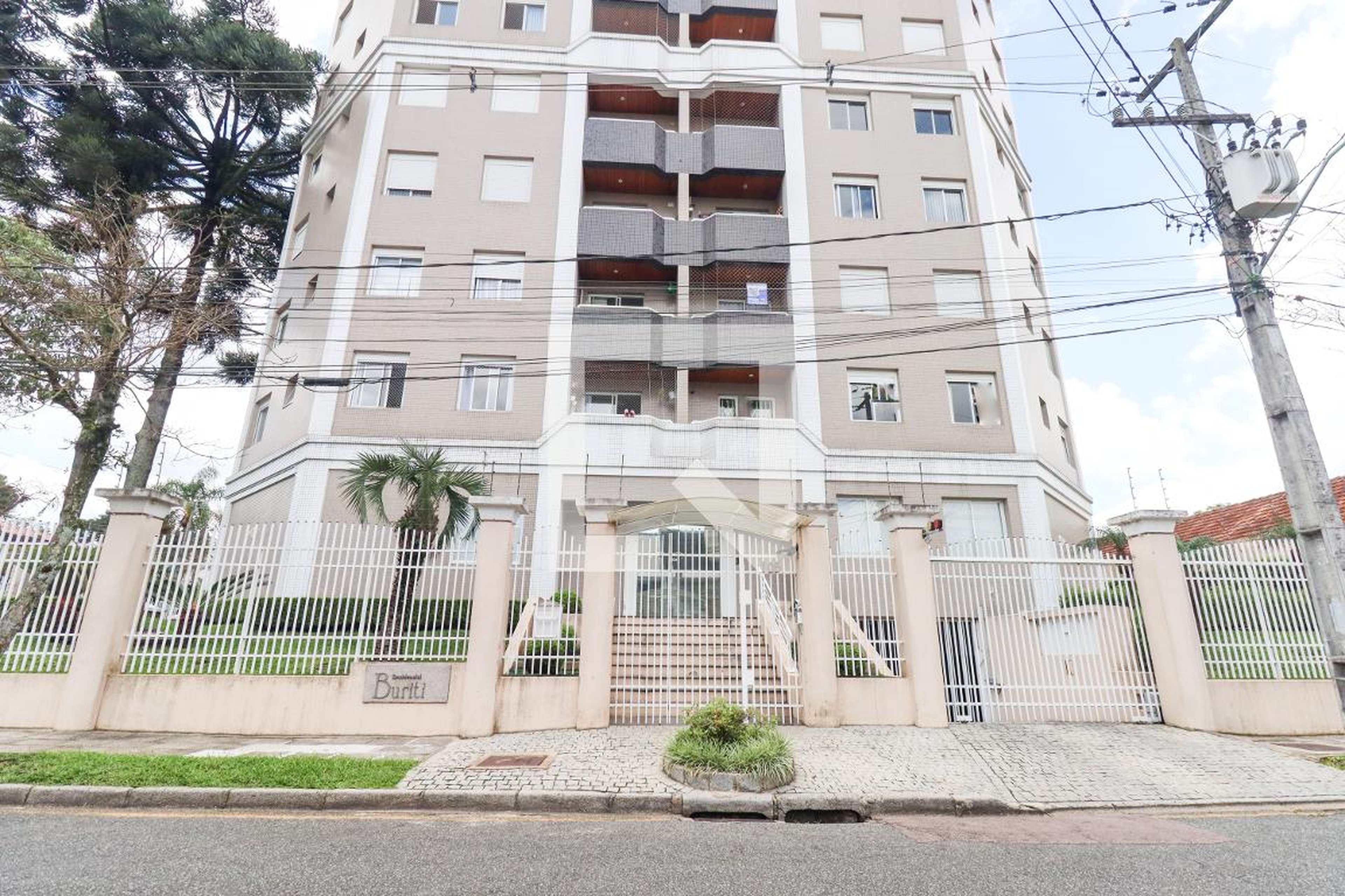 Fachada do Condominio Condomínio em Rua Doutor Leônidas do Amaral Ferreira, 106