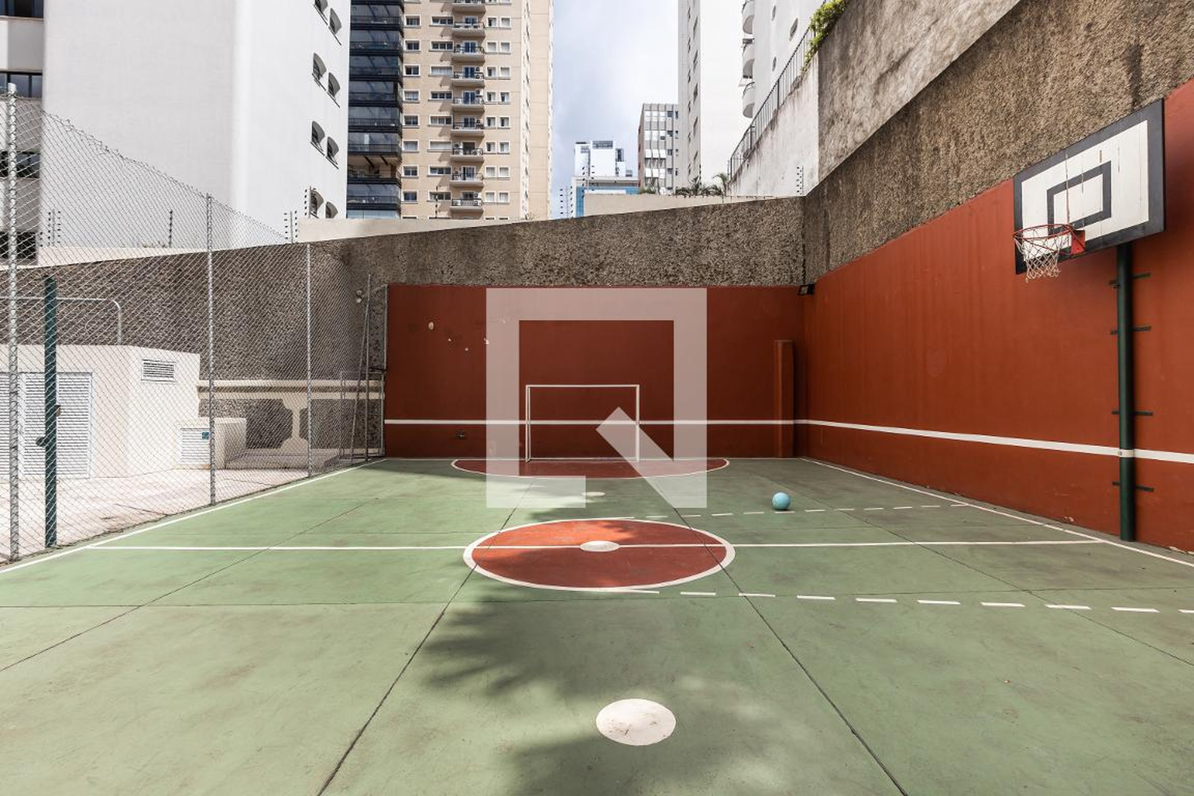 Quadra Esportiva - Mansão Debret