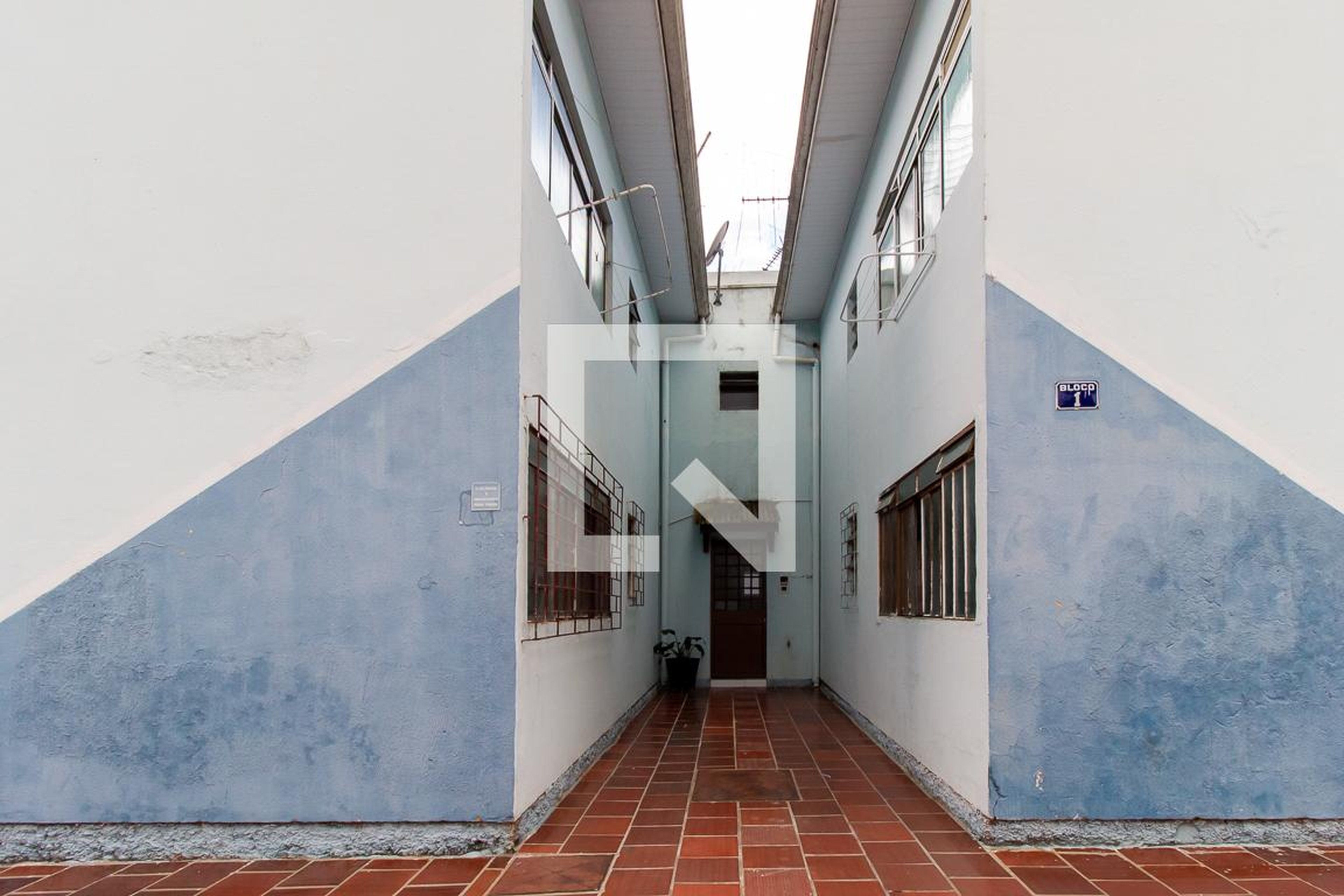 Hall de entrada Condomínio Itatiaia IX