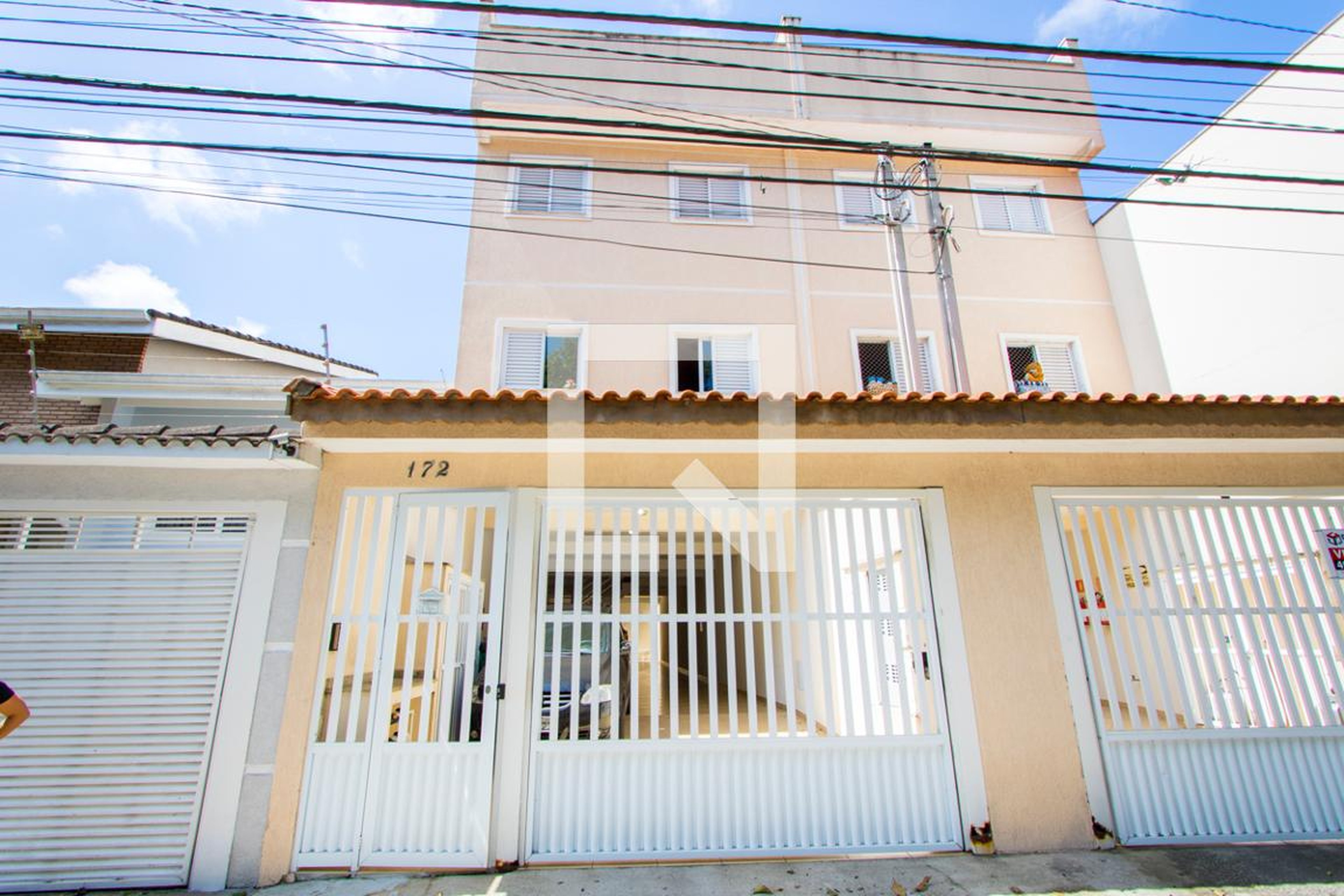 Fachada Condomínio em Rua Senador Rui Carneiro, 172