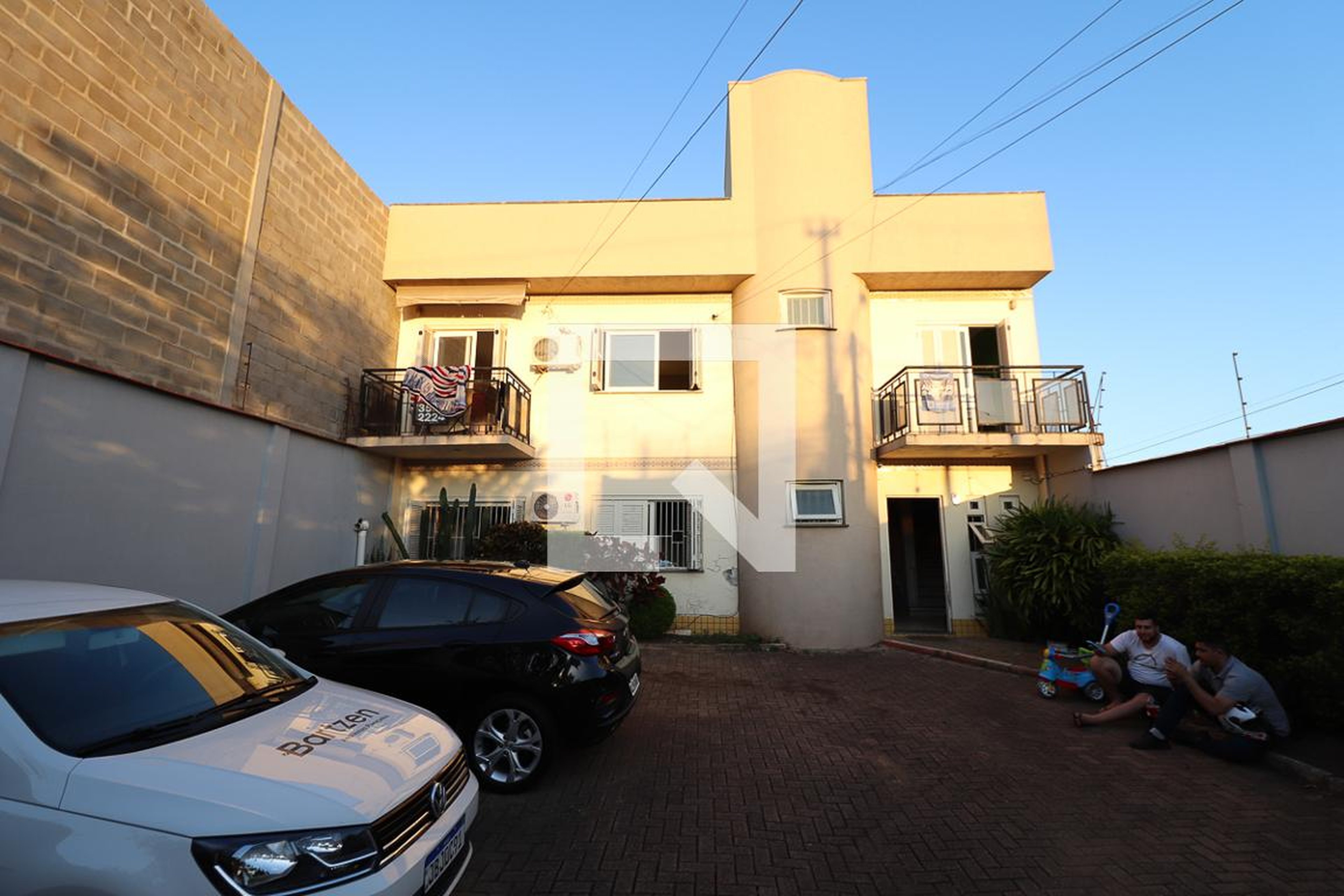 Fachada do Prédio Condomínio Petit Vilage