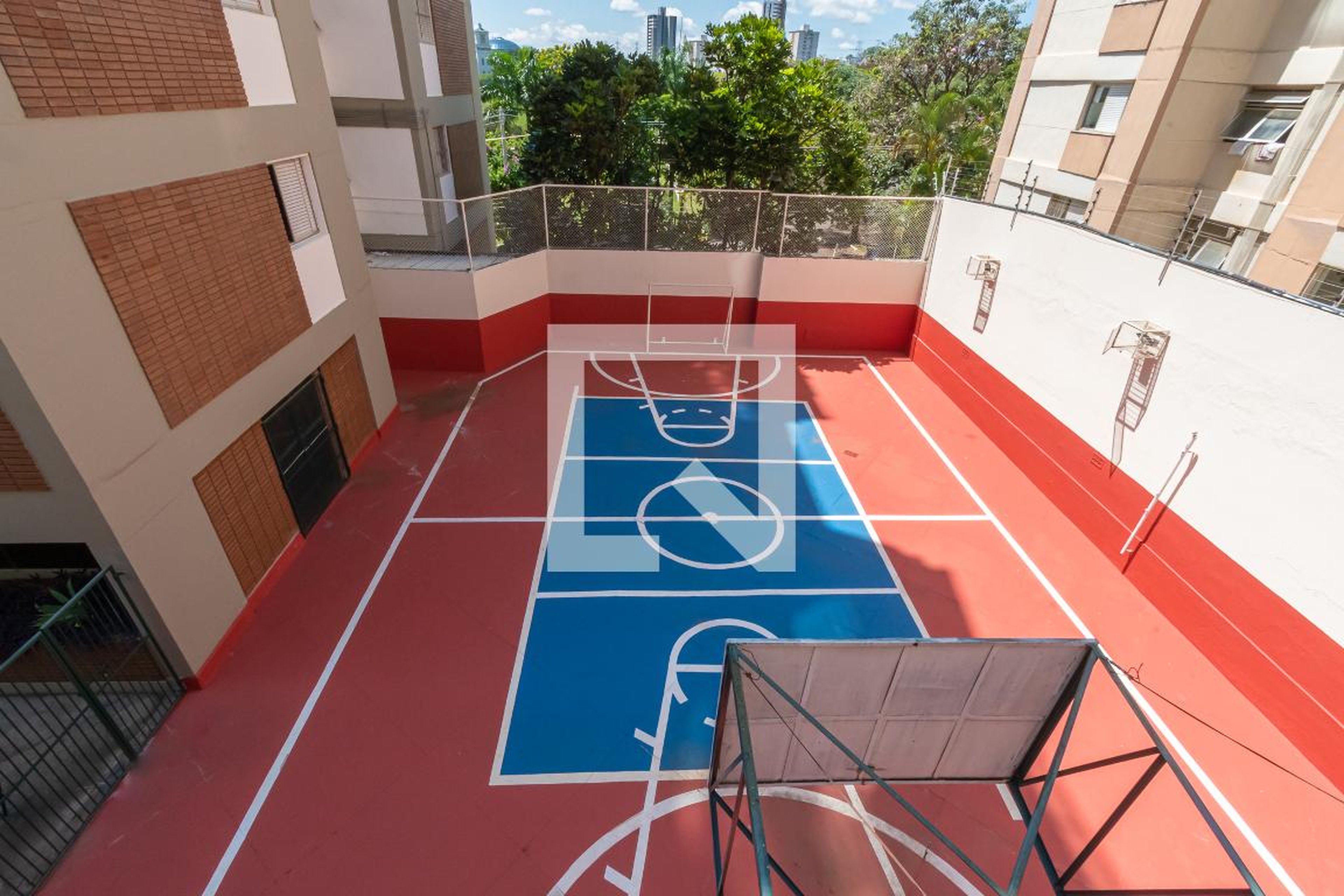 Quadra Esportiva - Villeneuve II