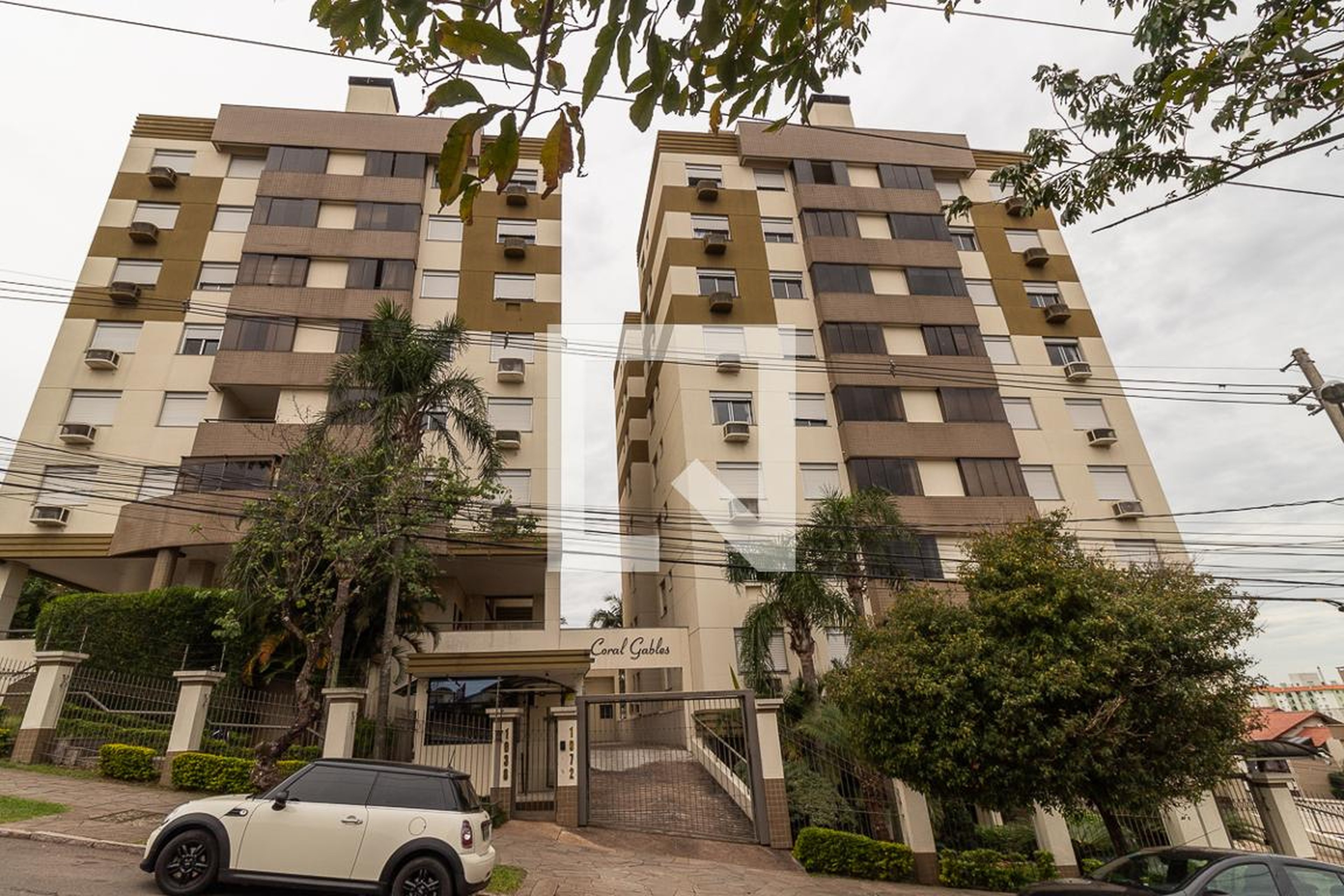 Fachada do Prédio Condomínio Coral Gables