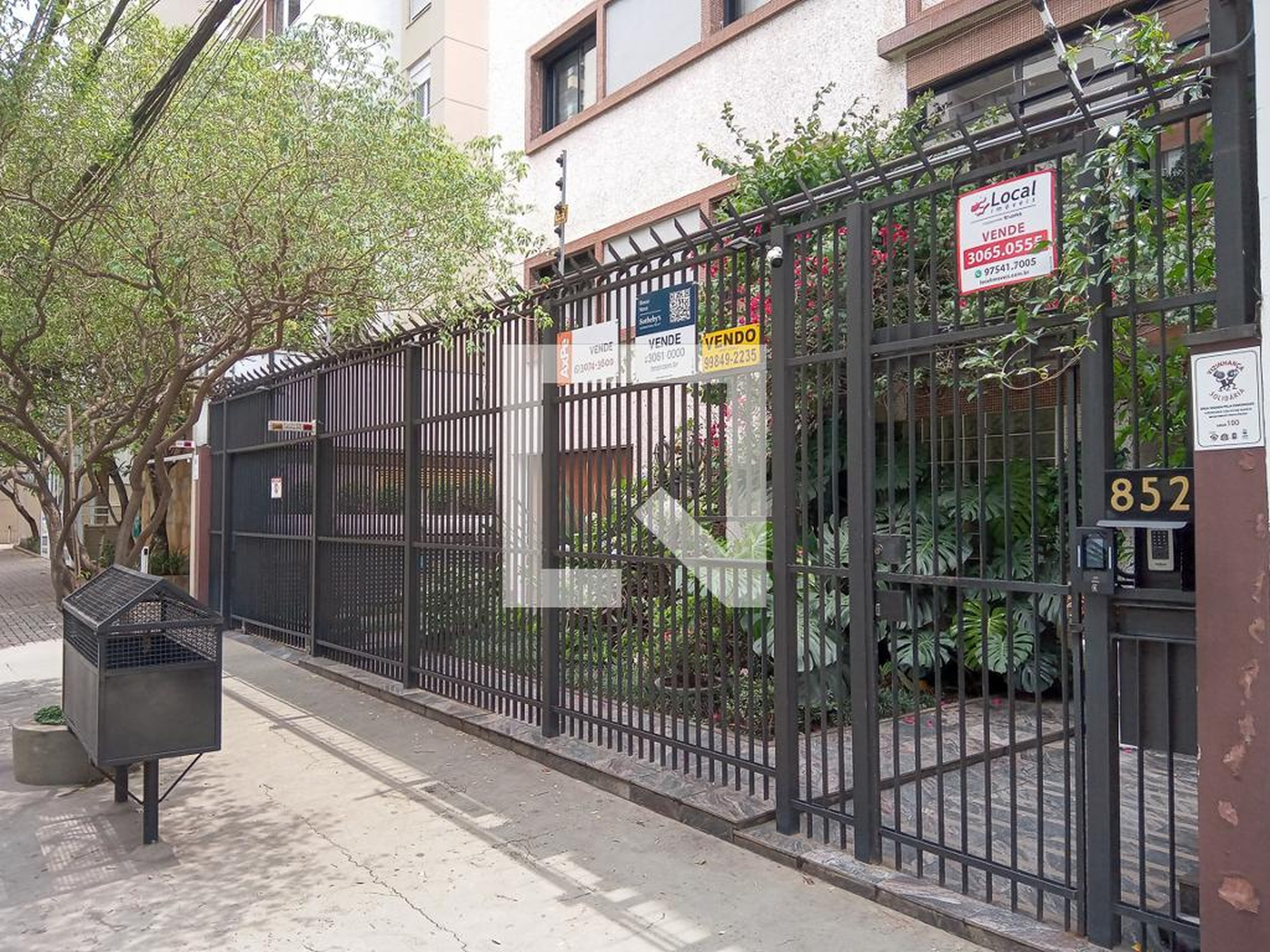 Fachada Condomínio Cônego Leite