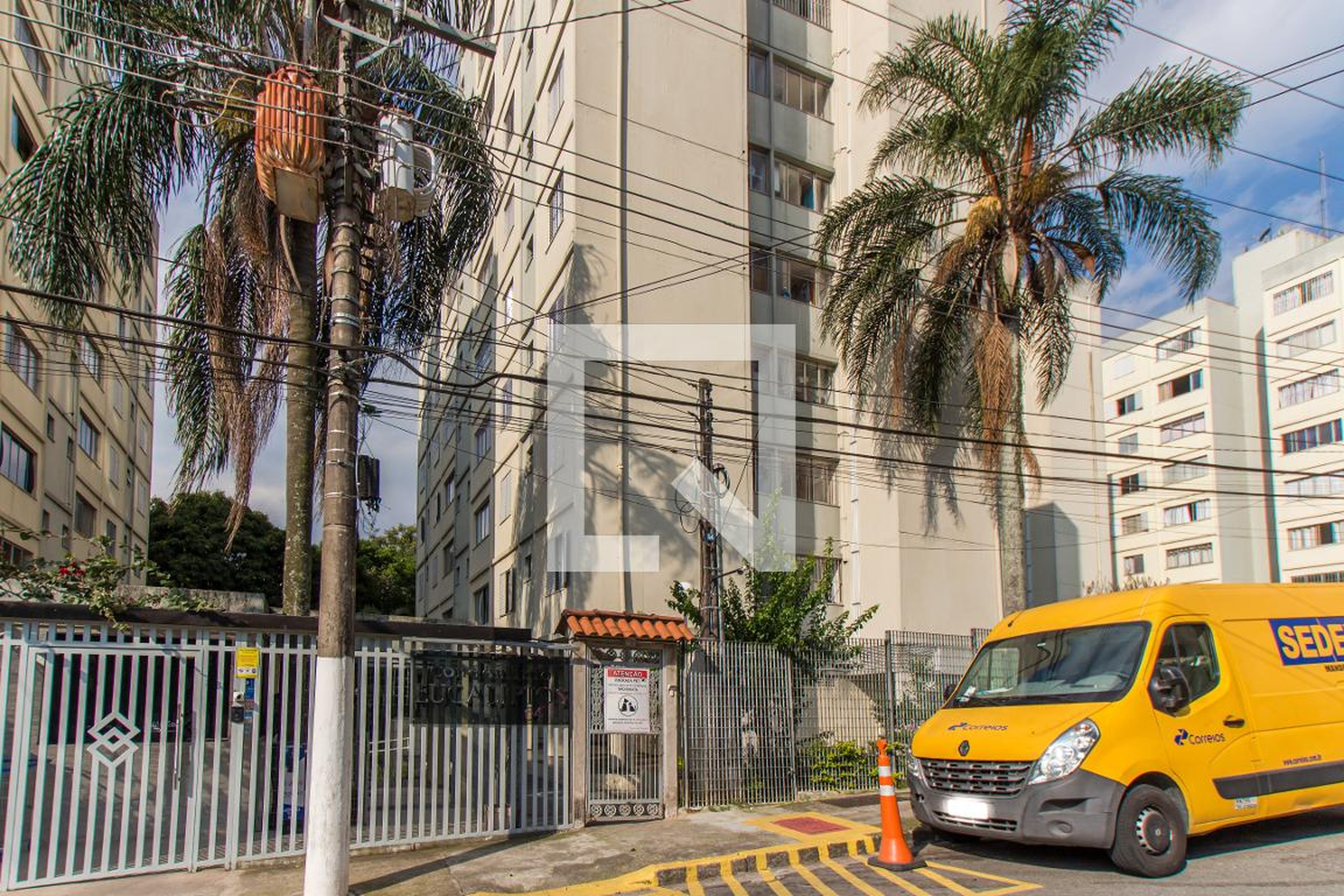 Entrada - Conjunto Eucaliptos