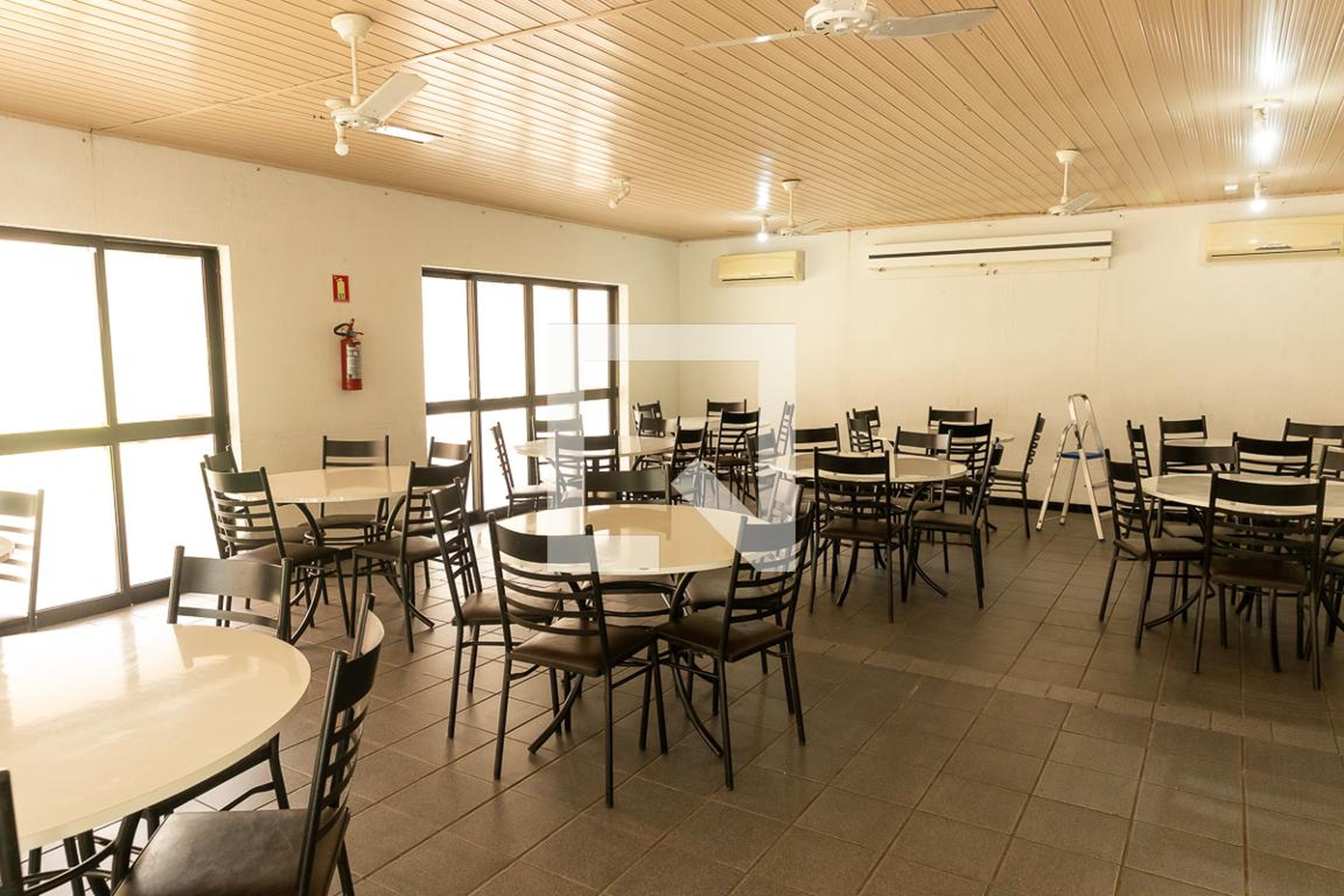 Salão de Festas - Roda dos Ventos I