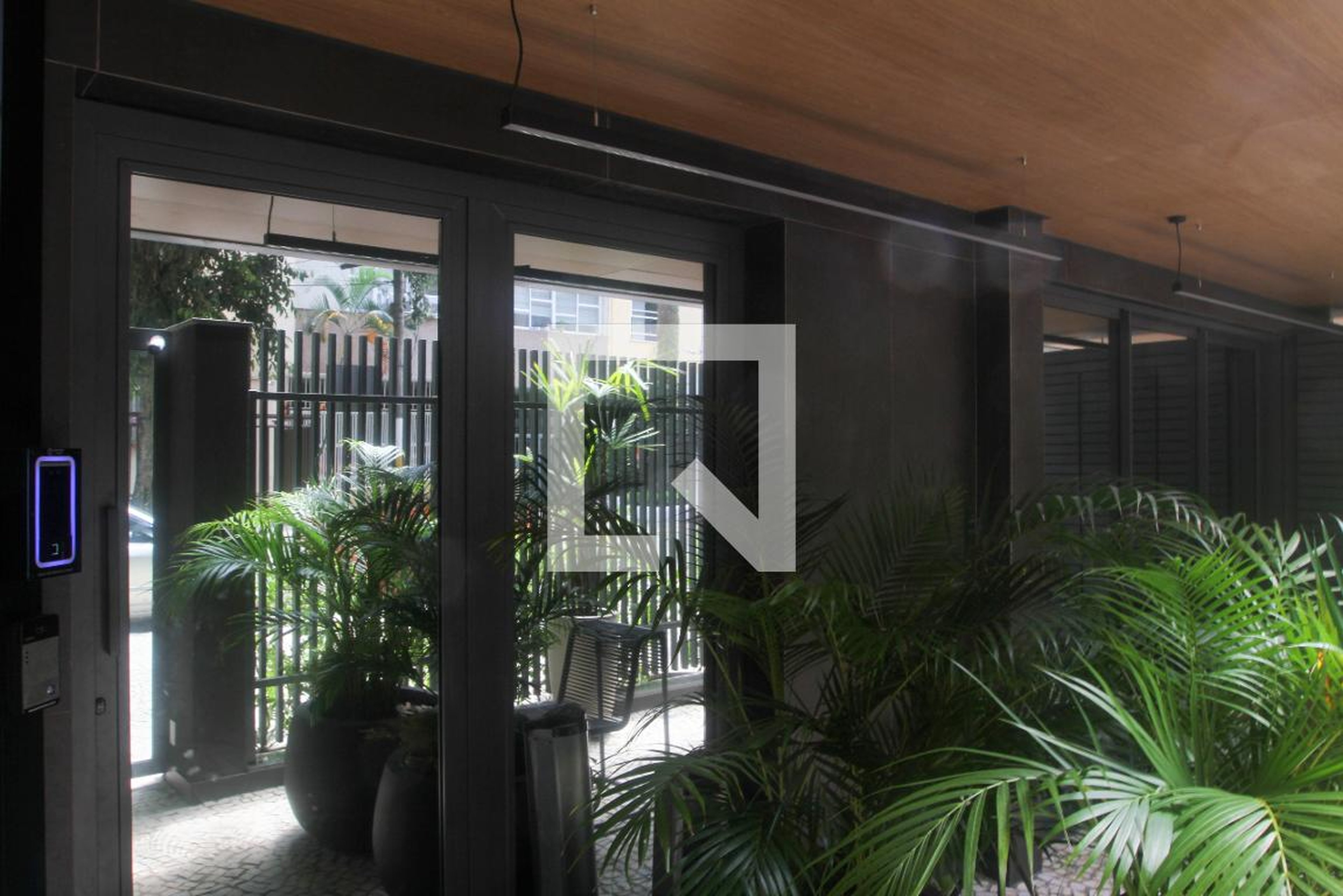 Entrada do Prédio - Bossa 107